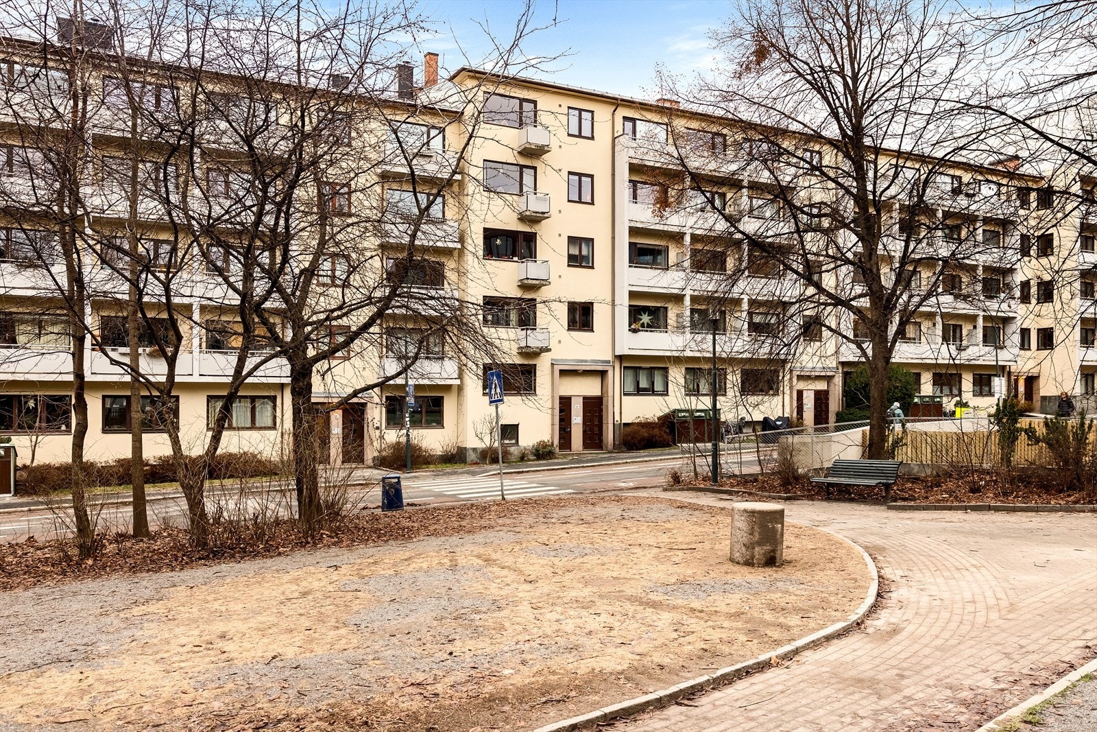 Sameiet Sandakerveien 50 består av 53 boligseksjoner. Sameiet er veldrevent med god økonomi og lite vedlikeholdsetterslep. Galleribilde