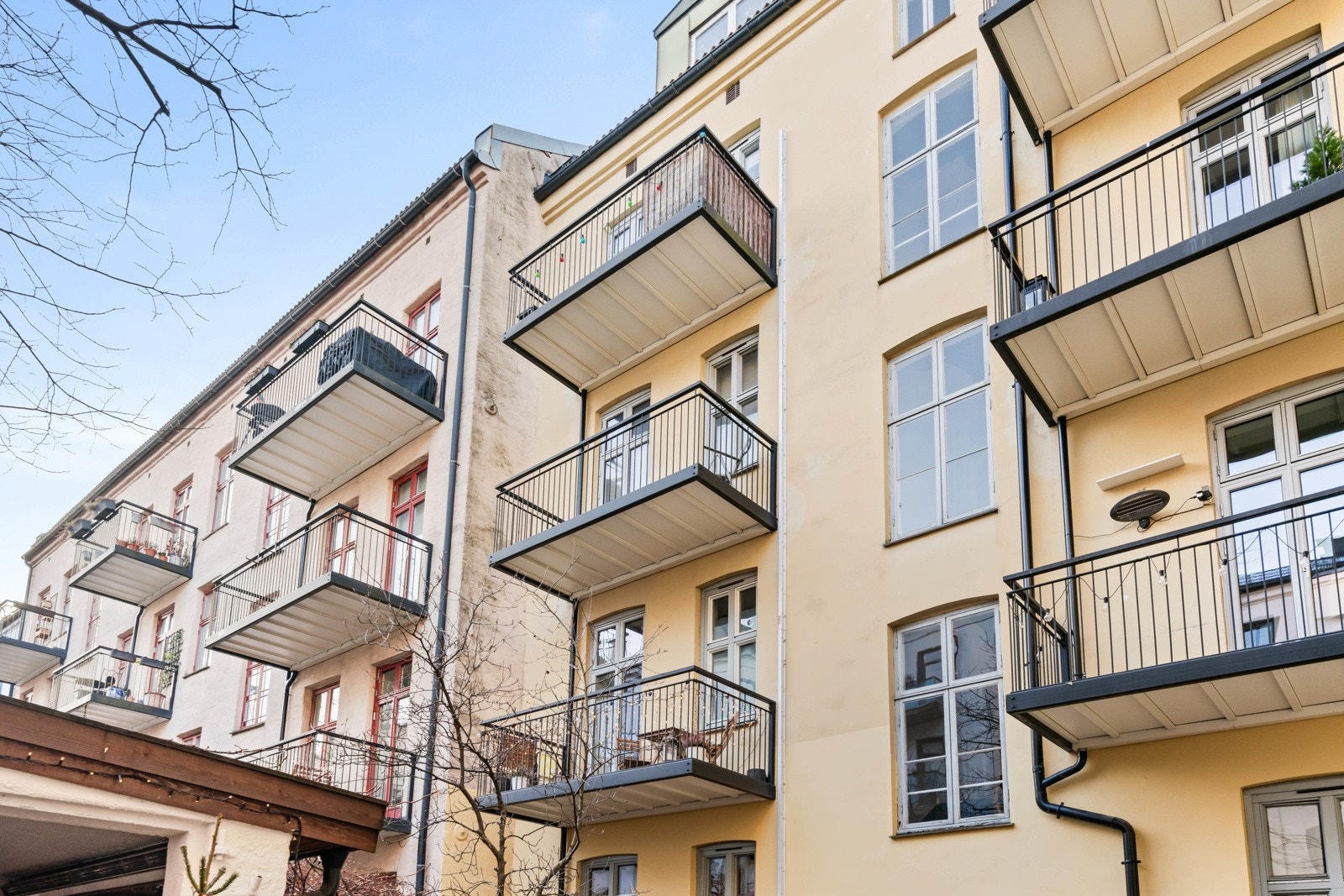 Flott klassisk bygård fra 1885 med god rehabiliteringshistorikk. Galleribilde