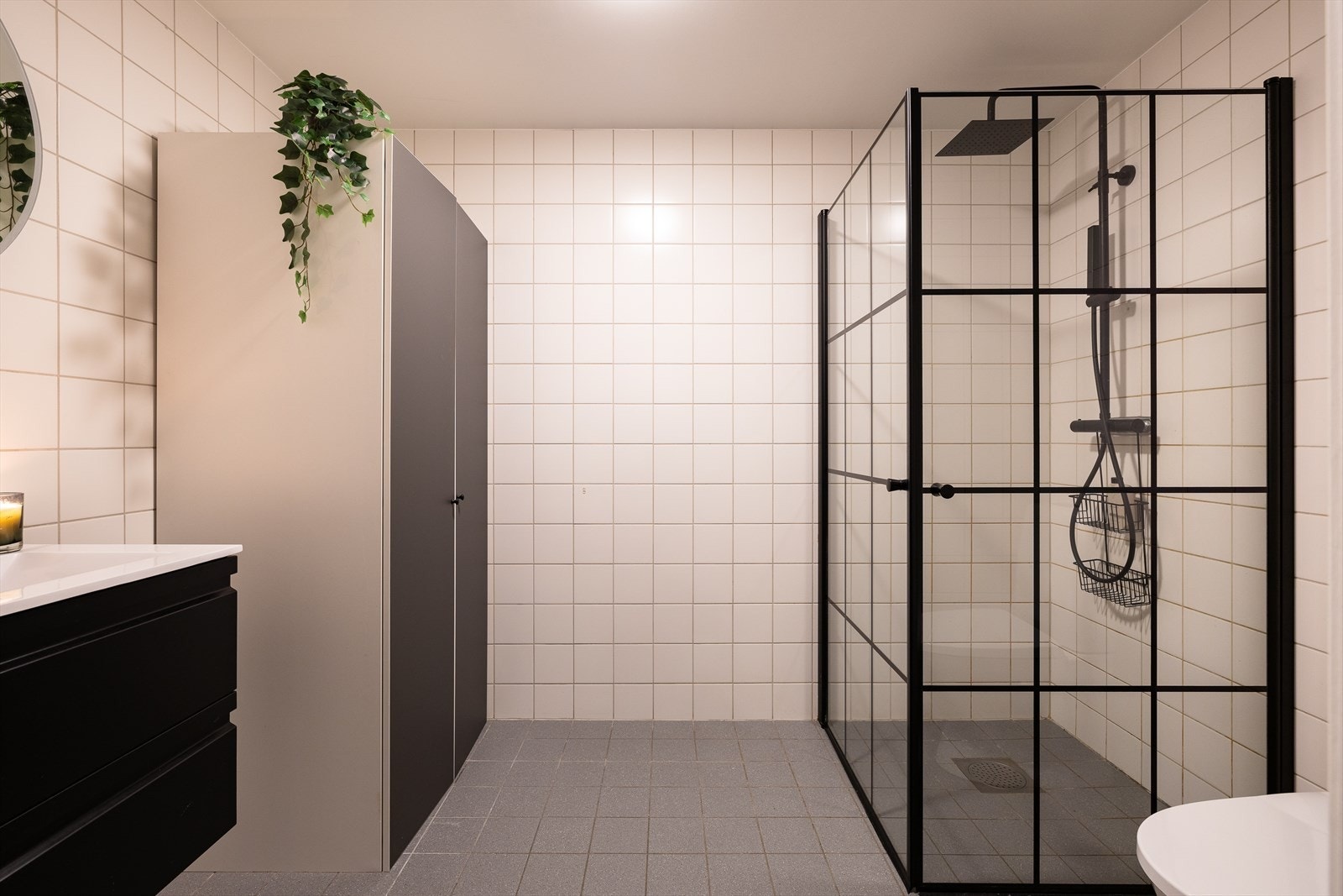 Badet er fra 2009, med innredninger er skiftet i 2022 Galleribilde