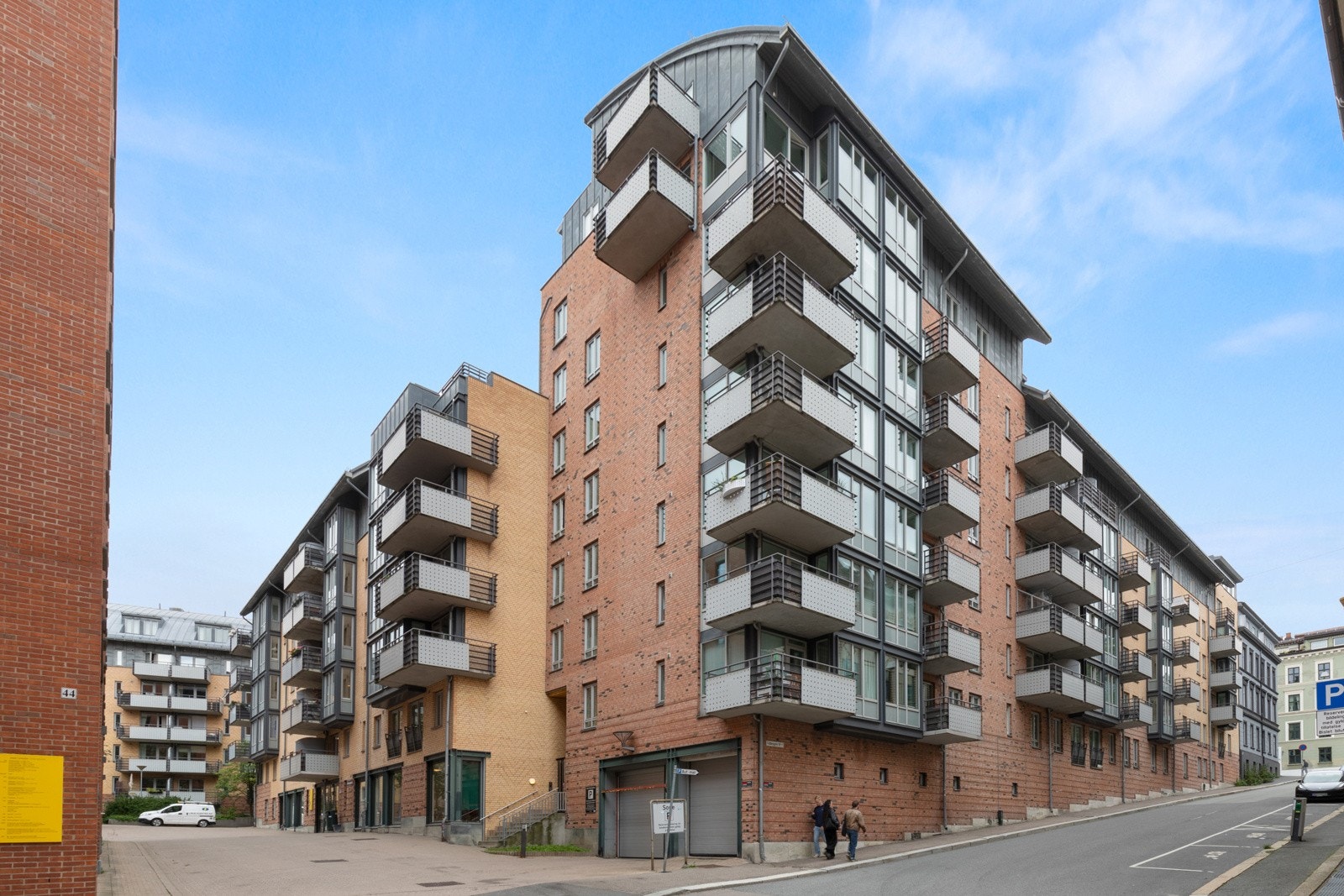 Leiligheten ligger i idylliske omgivelser på Bislett og er perfekt for deg som ønsker en lettstelt bolig med tilgang til alt man trenger i hverdagen. Galleribilde