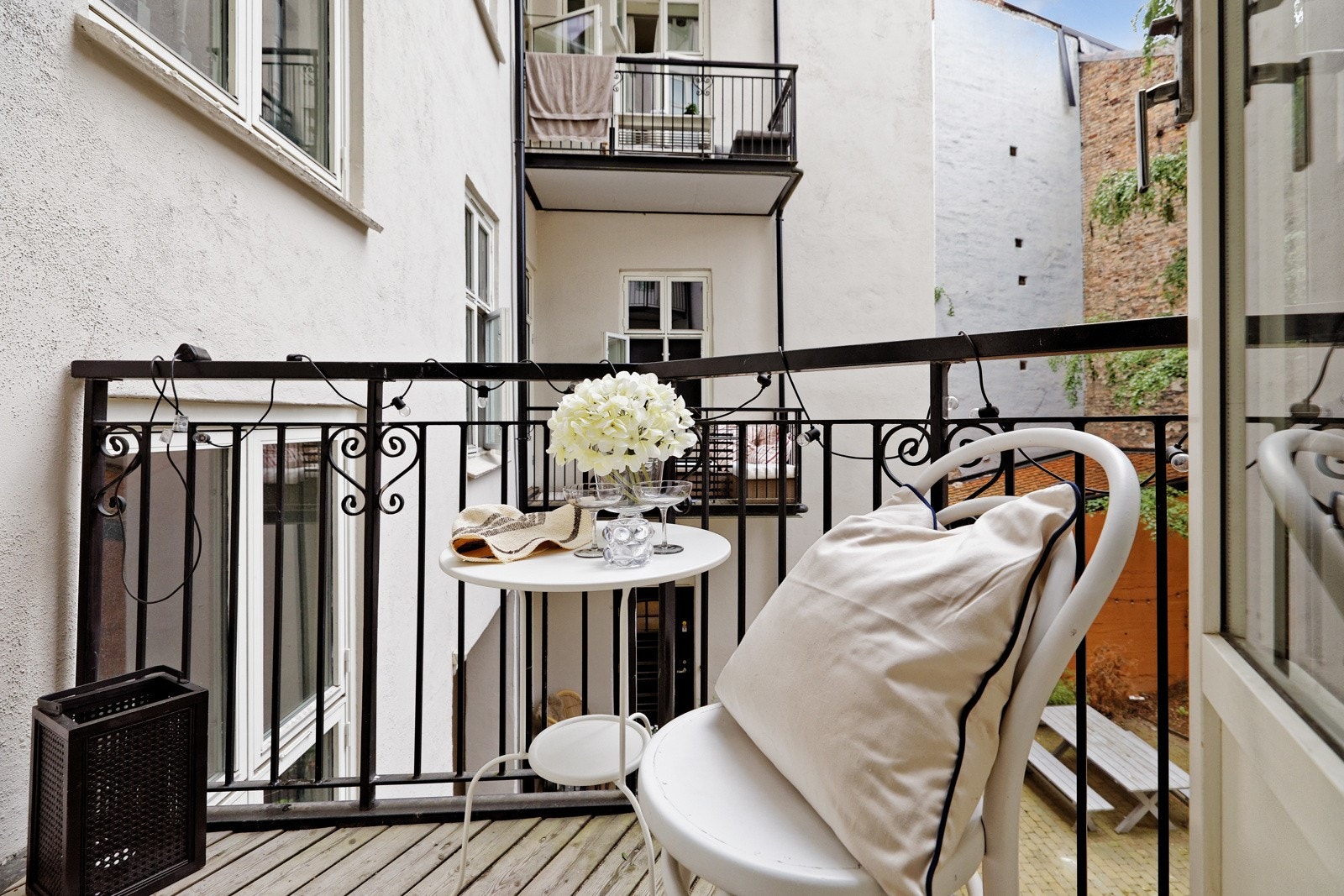 Balkongen er på ca. 2 kvm. Galleribilde