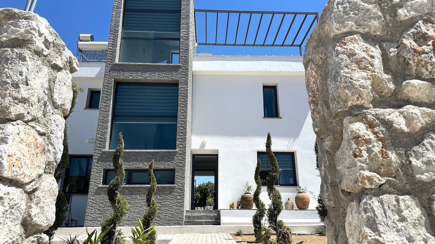 Visningshuset juli 24 Galleribilde