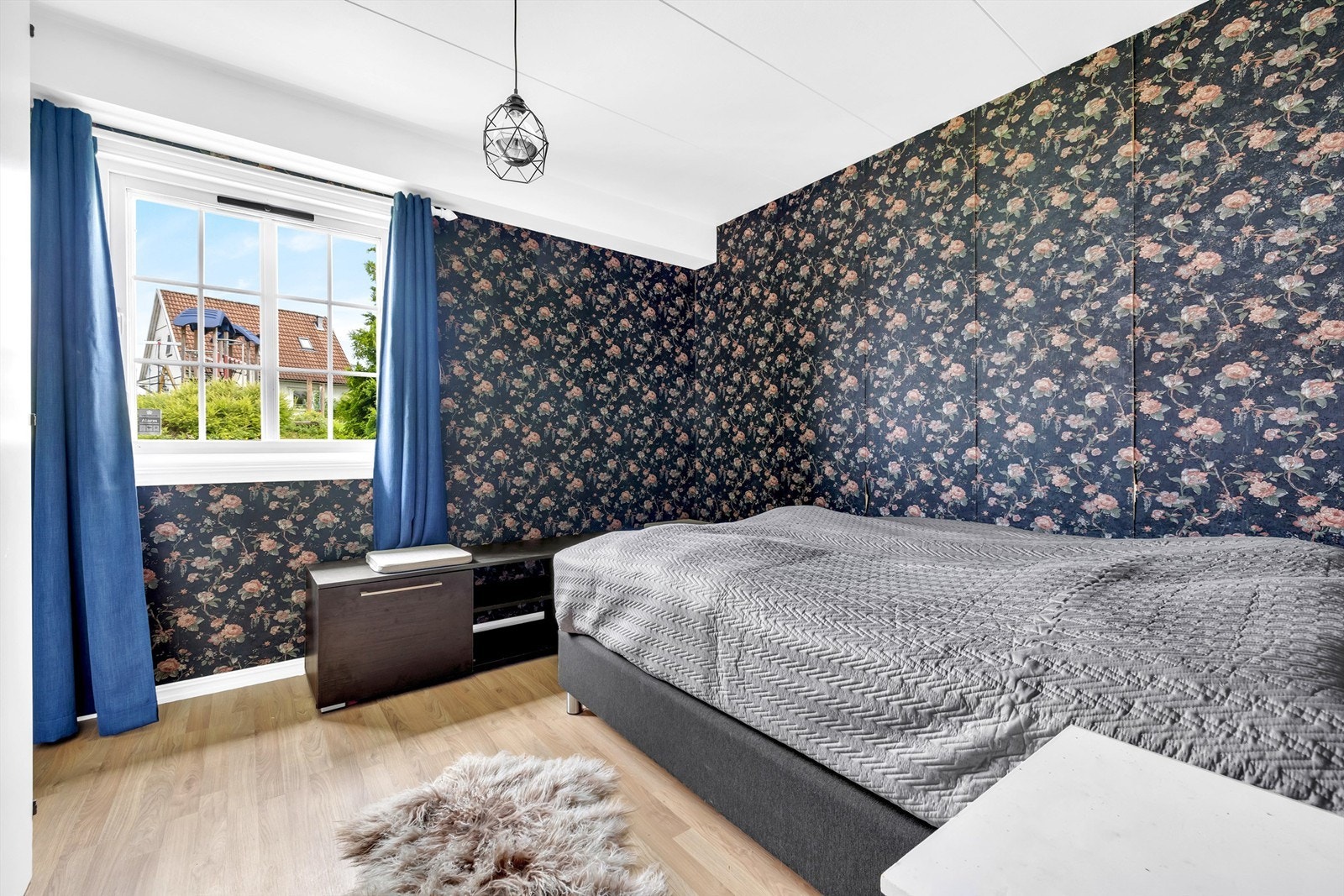 Soverom 1.etg. Galleribilde