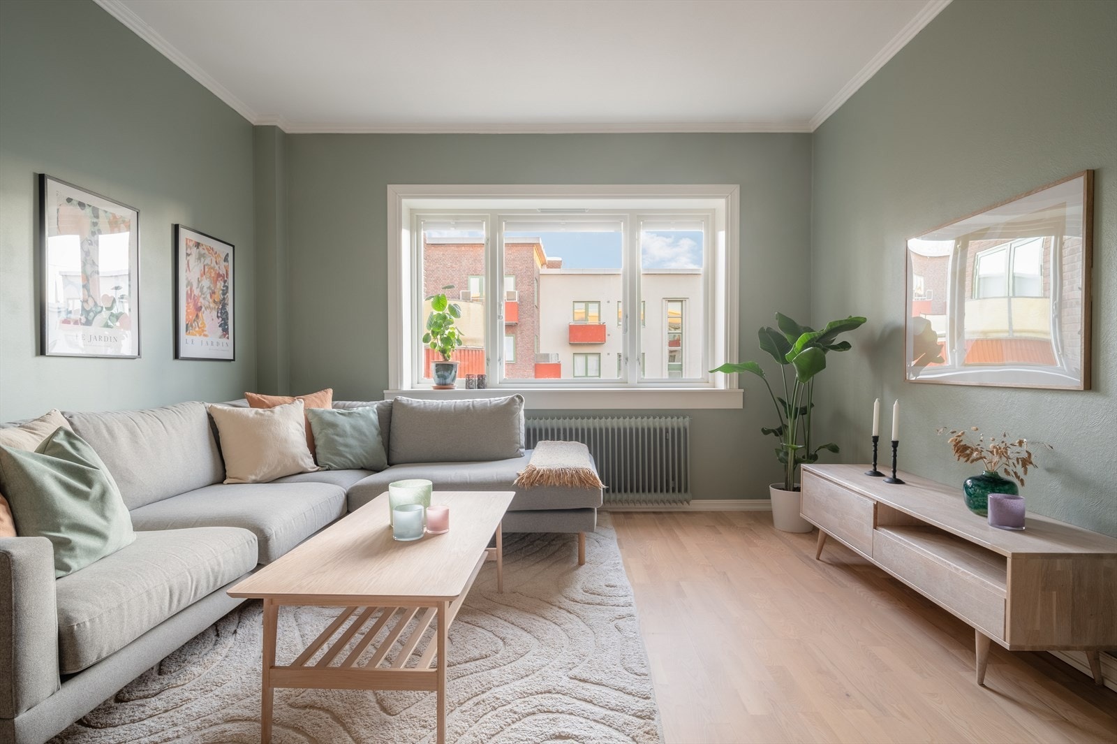 Leiligheten er gjennomgående og har en lun og god atmosfære. Her vil du virkelig trives! Galleribilde