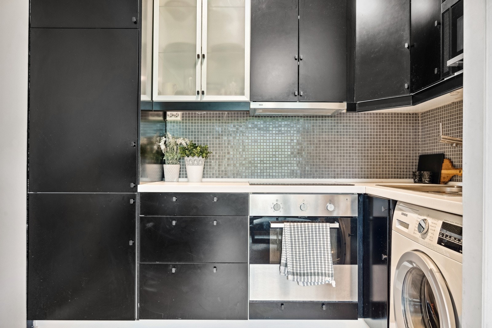 Kjøkkenet er fra IKEA. Galleribilde