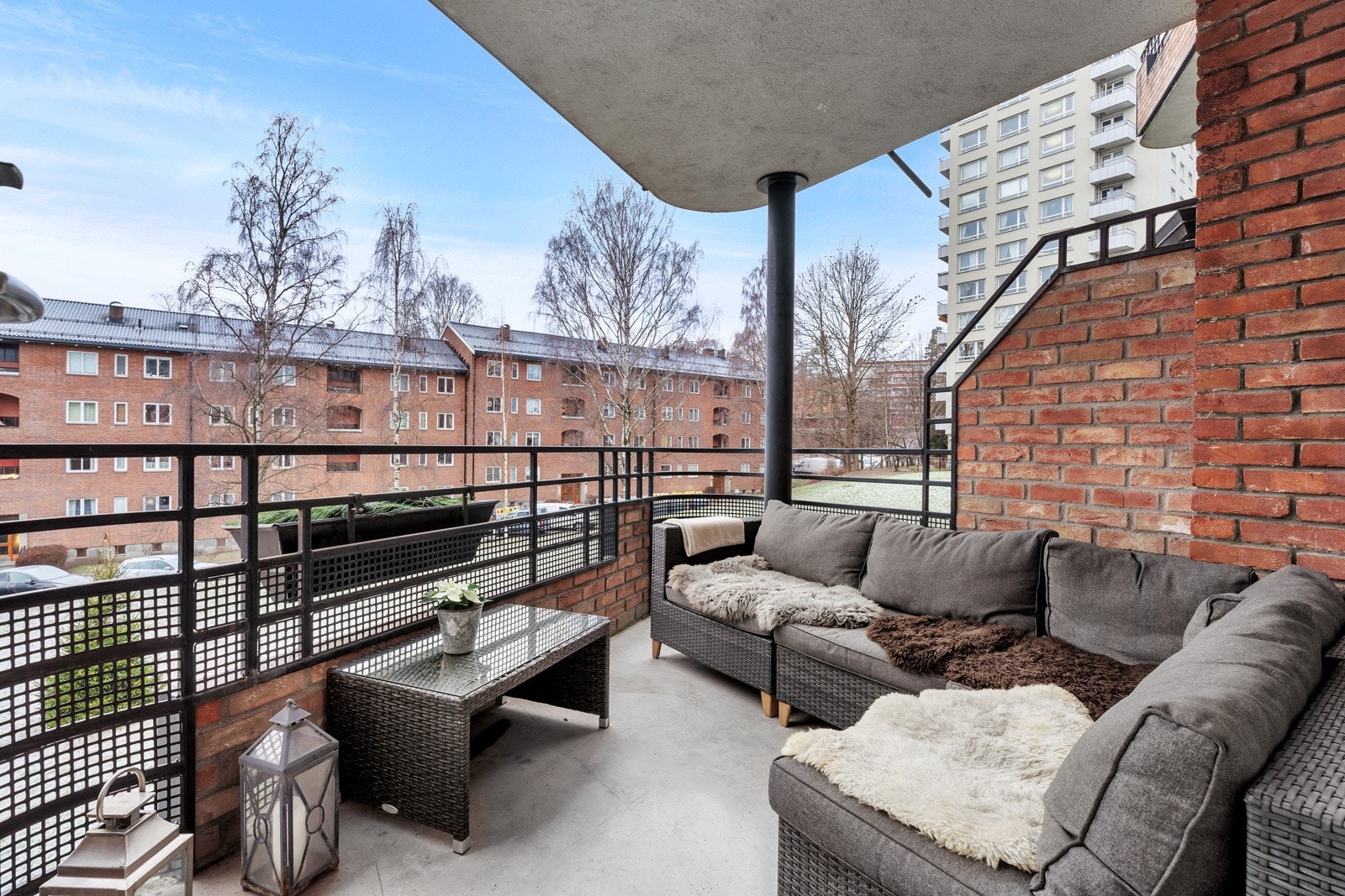 Balkongen er på ca. 8 kvm og er vendt mot sør-vest Galleribilde