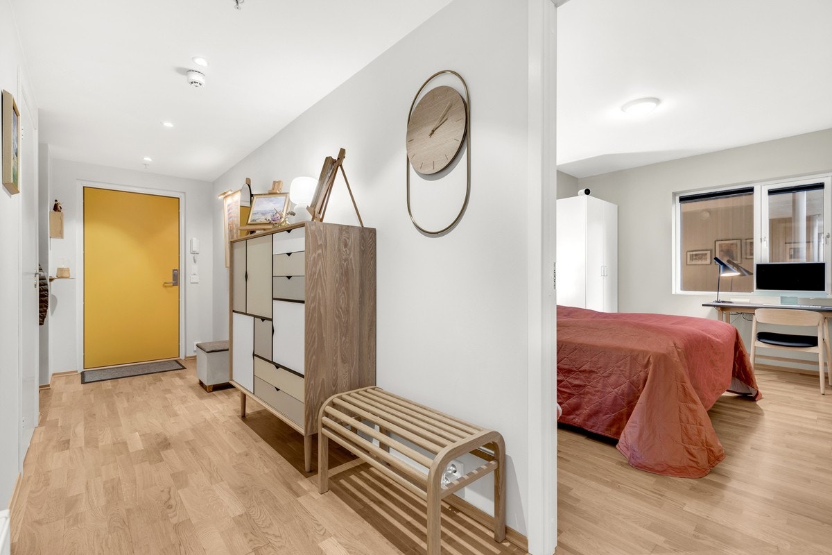 Fantastisk beliggenhet for folk som ønsker både nærhet til sentrum og utrolige turmuligheter like ved! Galleribilde