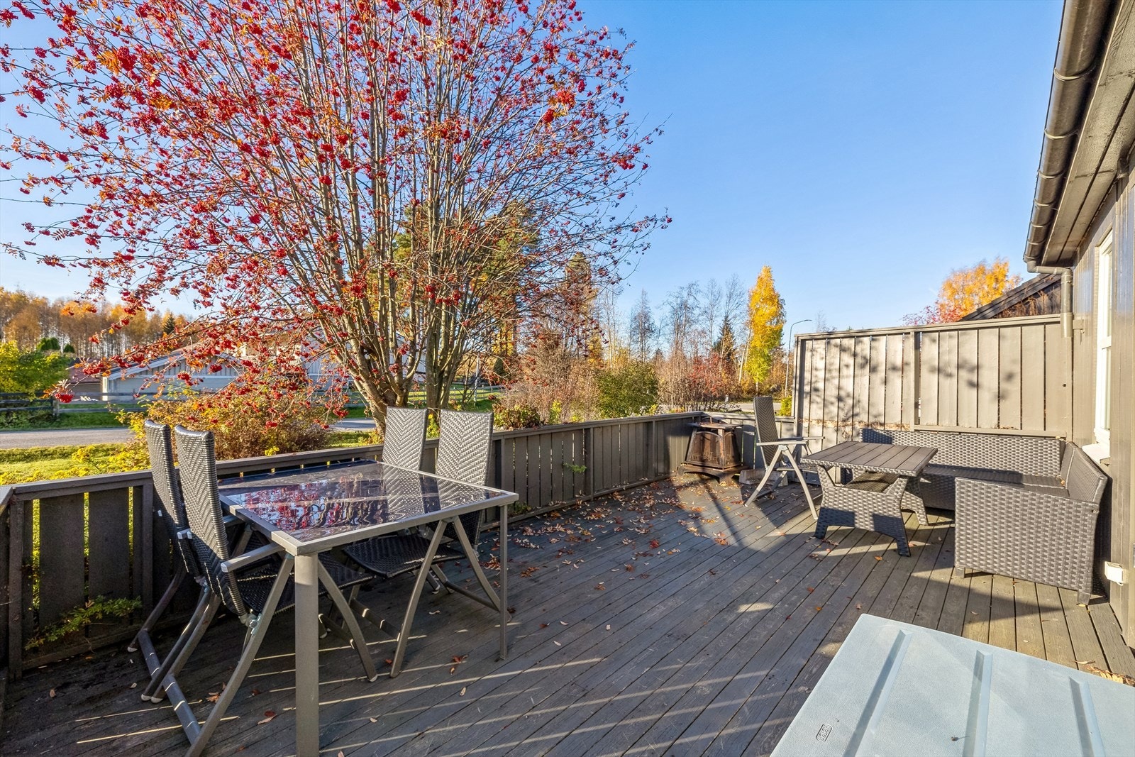 Her nytes både stille stunder og lange, sosiale kvelder i godt lag. Galleribilde