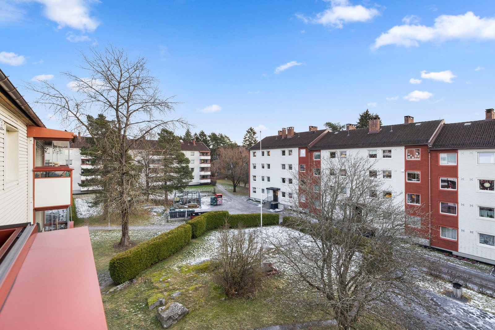 Utsikt fra balkong Galleribilde