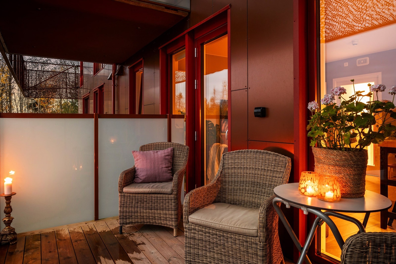 Balkongen er på ca. 8 kvm. Galleribilde