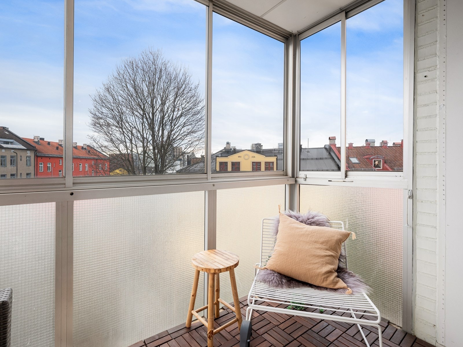 Balkongen har gode solforhold og er vendt mot sør. Galleribilde