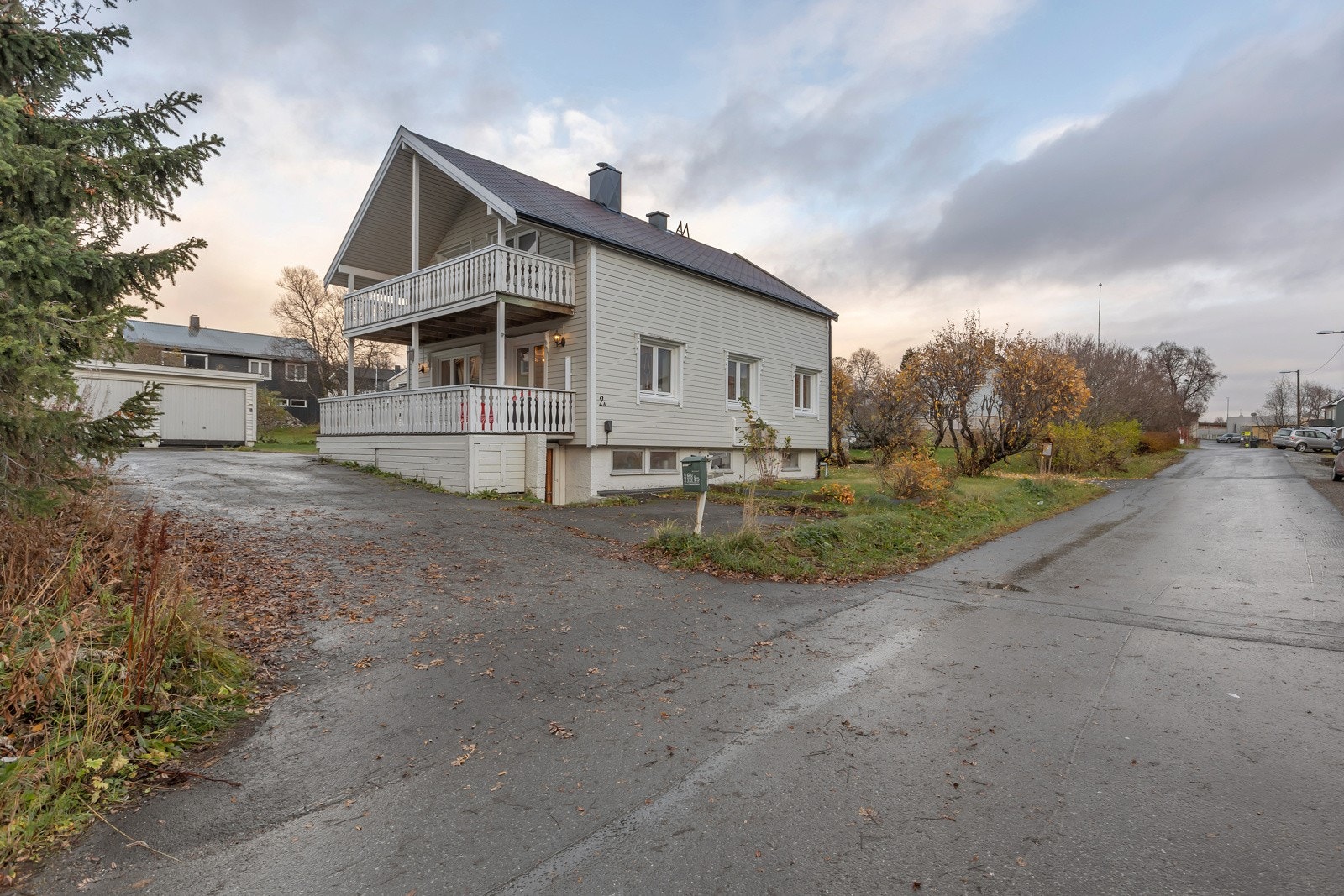 Deler av kjelleren er innredet som leilighet. Denne er ikke godkjent til boligformål Galleribilde