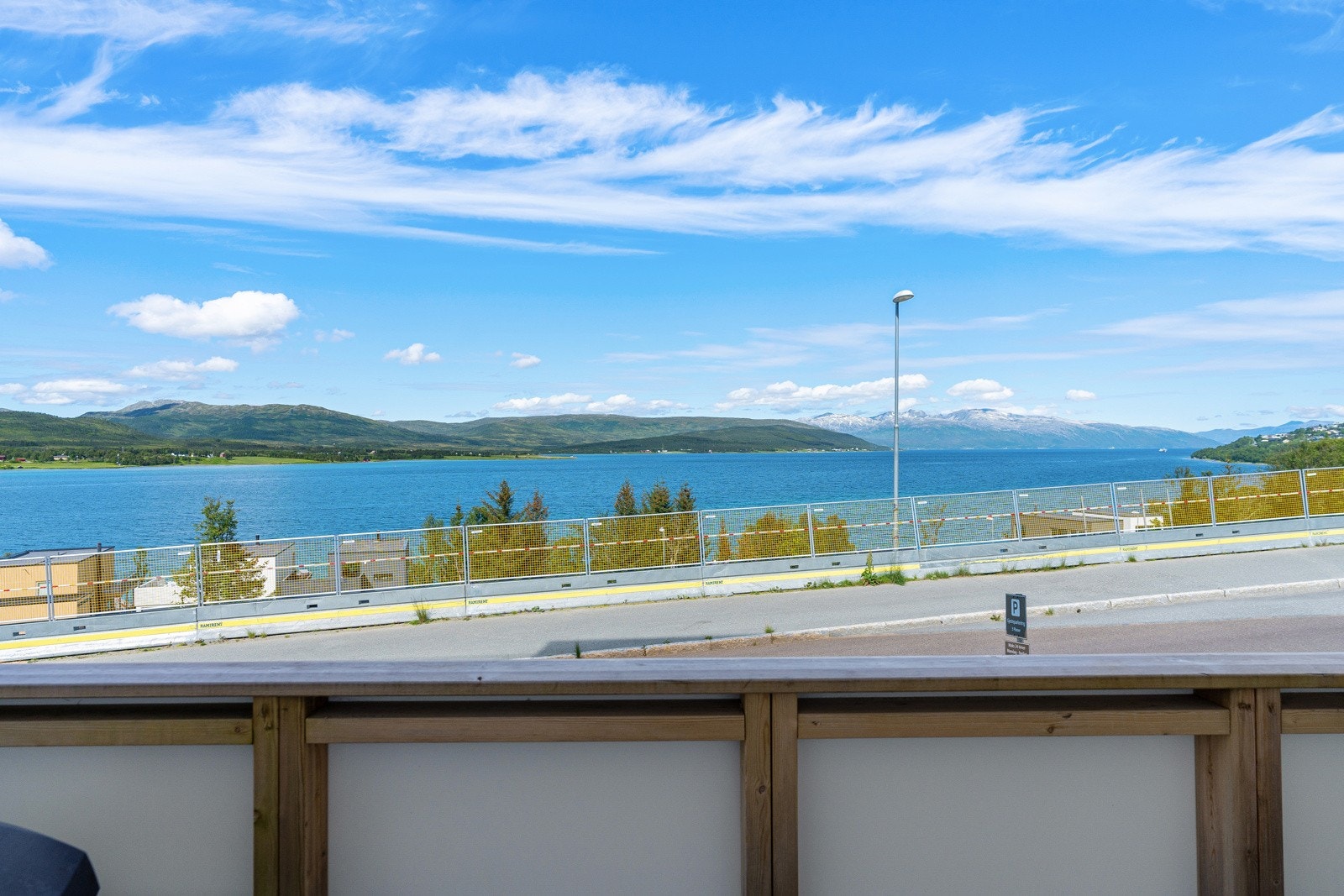 Nyt godværsdagene og den fantastiske utsikten. Galleribilde