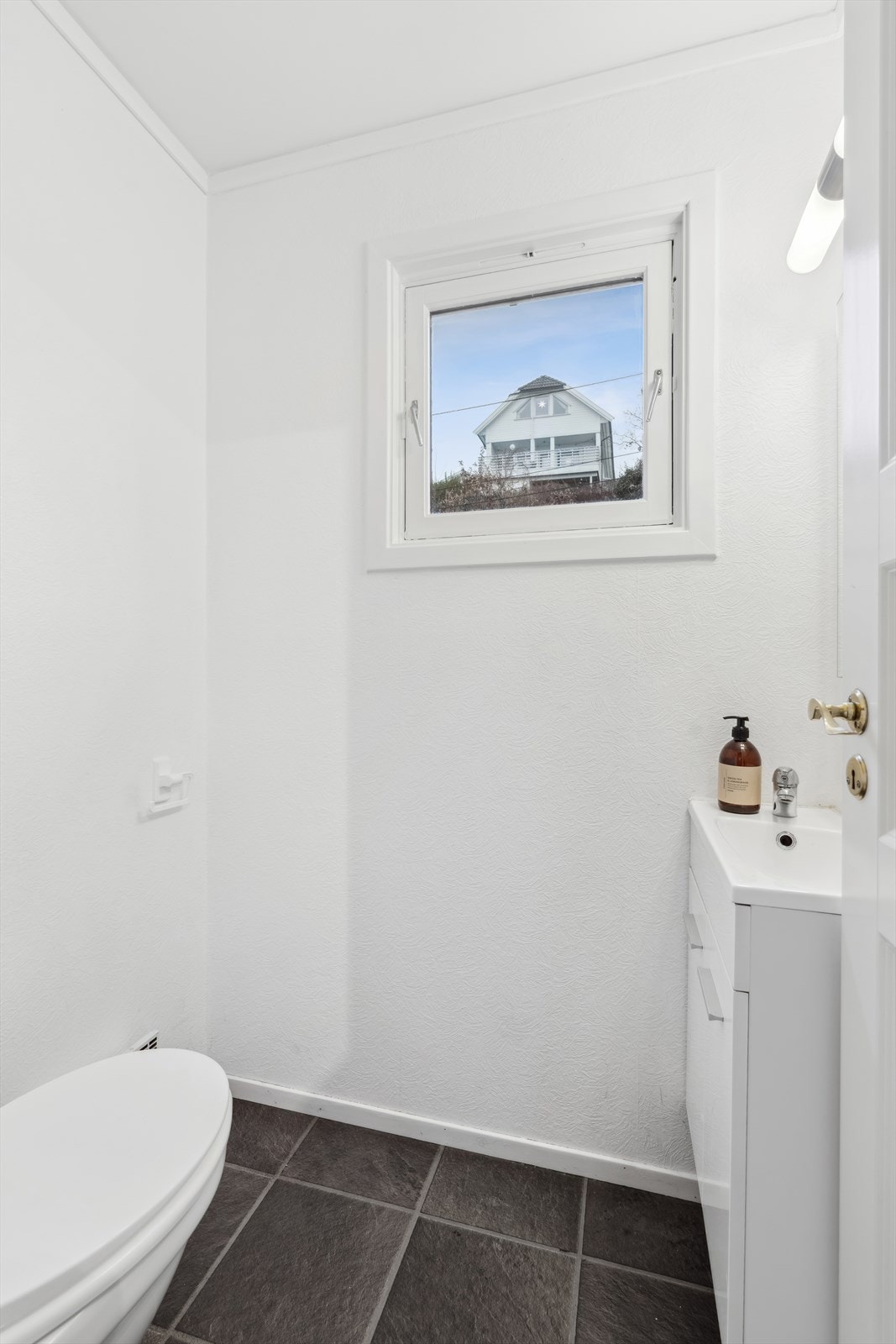 Wc i 1.etasje. Galleribilde