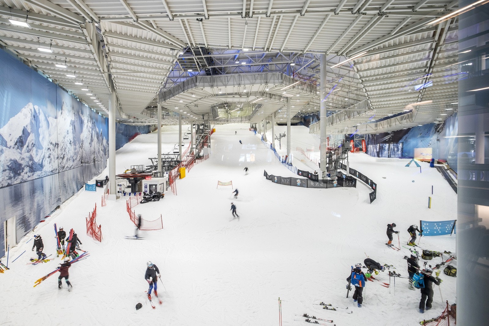 SNØ - Verdens råeste helårsarena for snøopplevelser! Galleribilde