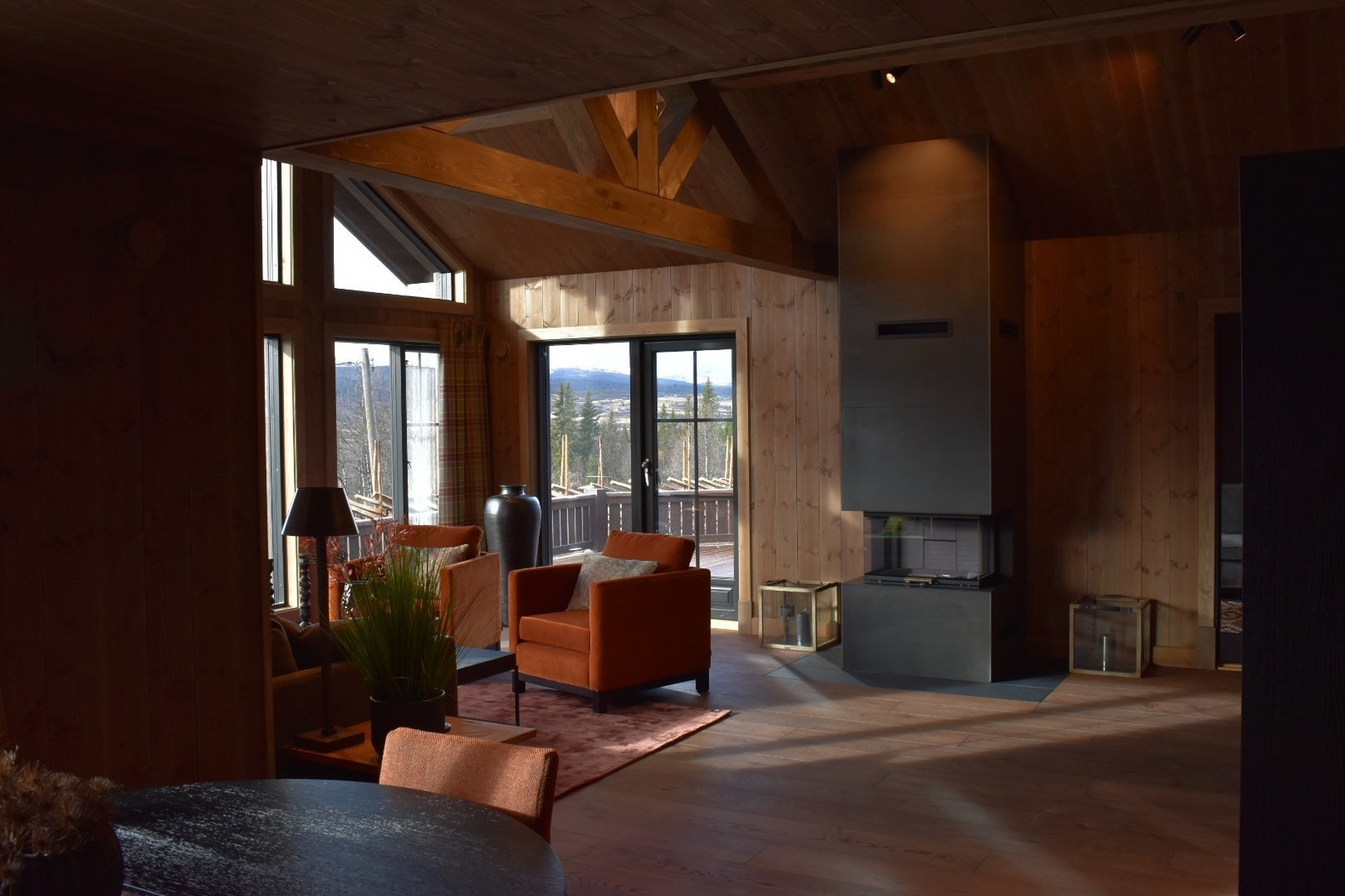 Lekker peis med hev/senk Galleribilde