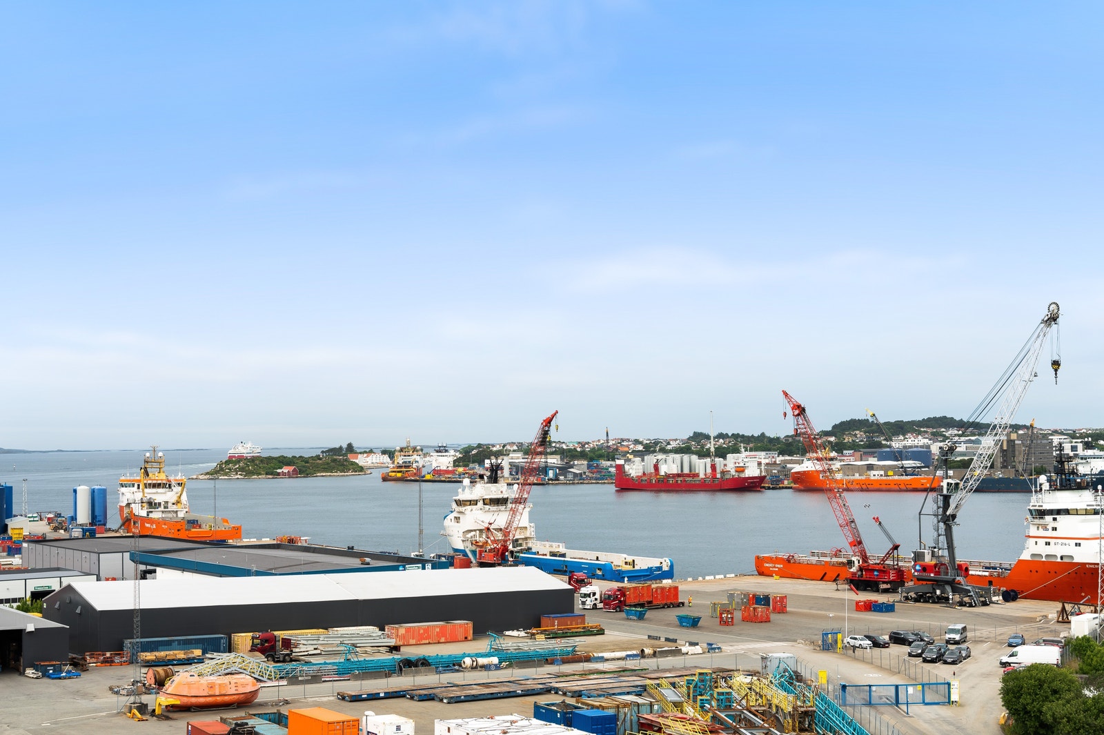 Eiendommen ligger i nærhet til havneområdet Galleribilde