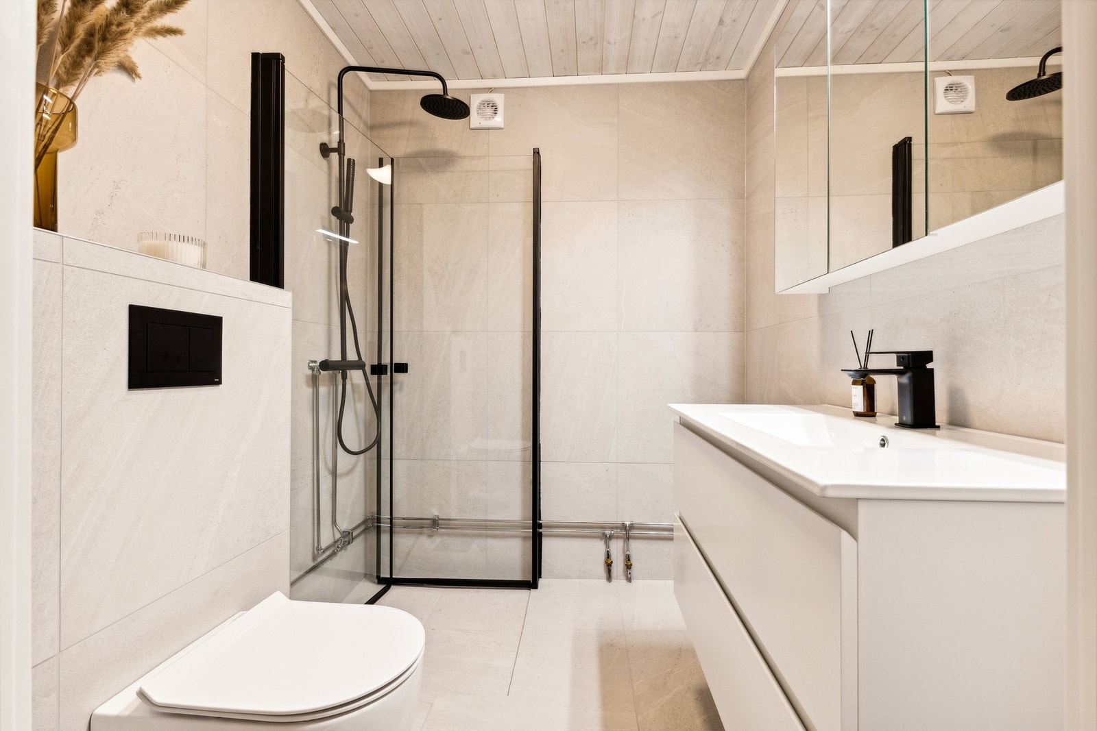 Elektriske varmekabler i gulv for ekstra komfort Galleribilde