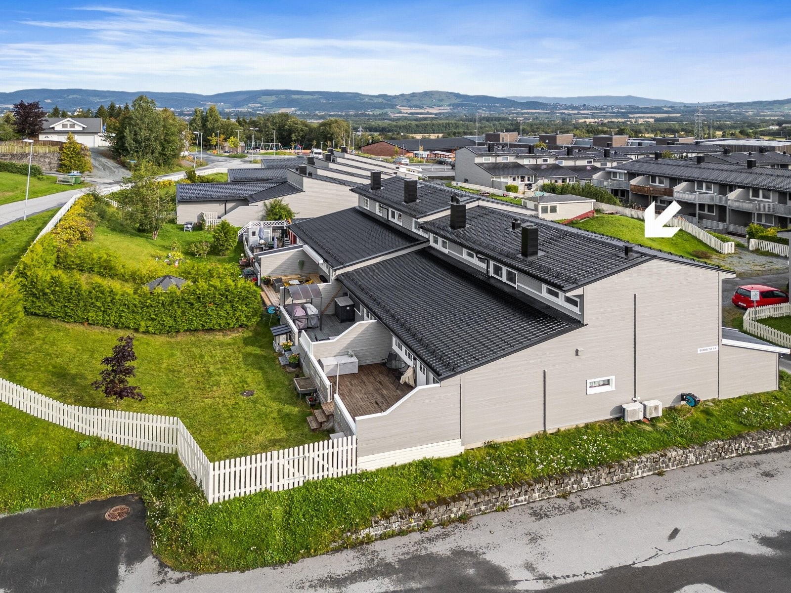 Utmerket beliggenhet ytterst i feltet. Galleribilde