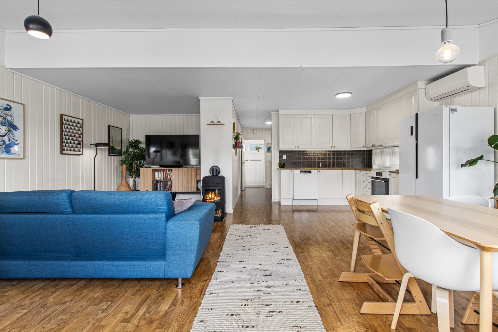 Stue og kjøkken er til sammen 40m². Galleribilde