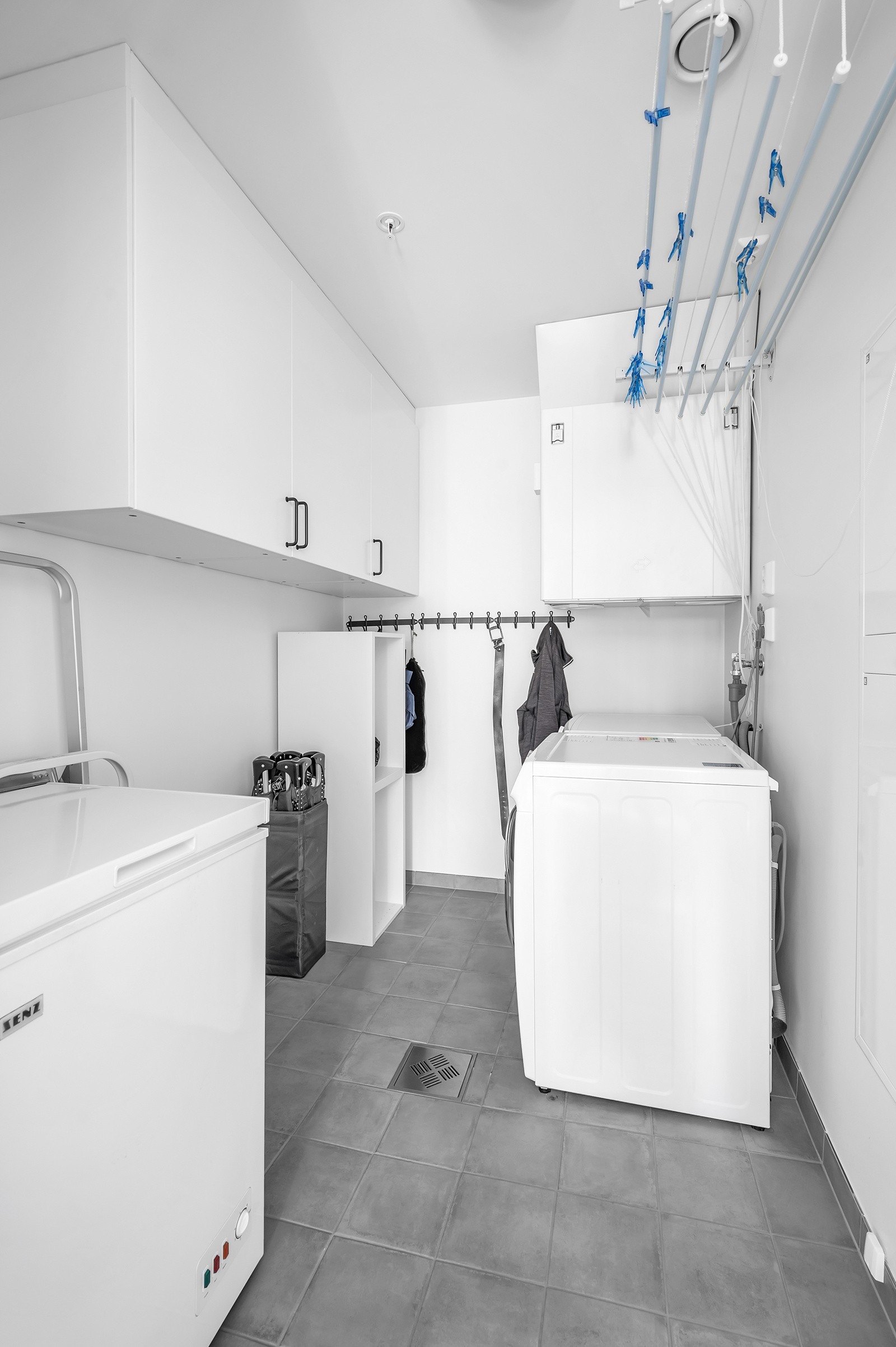 Bod / teknisk rom. Opplegg til vaskemaskin etc Galleribilde