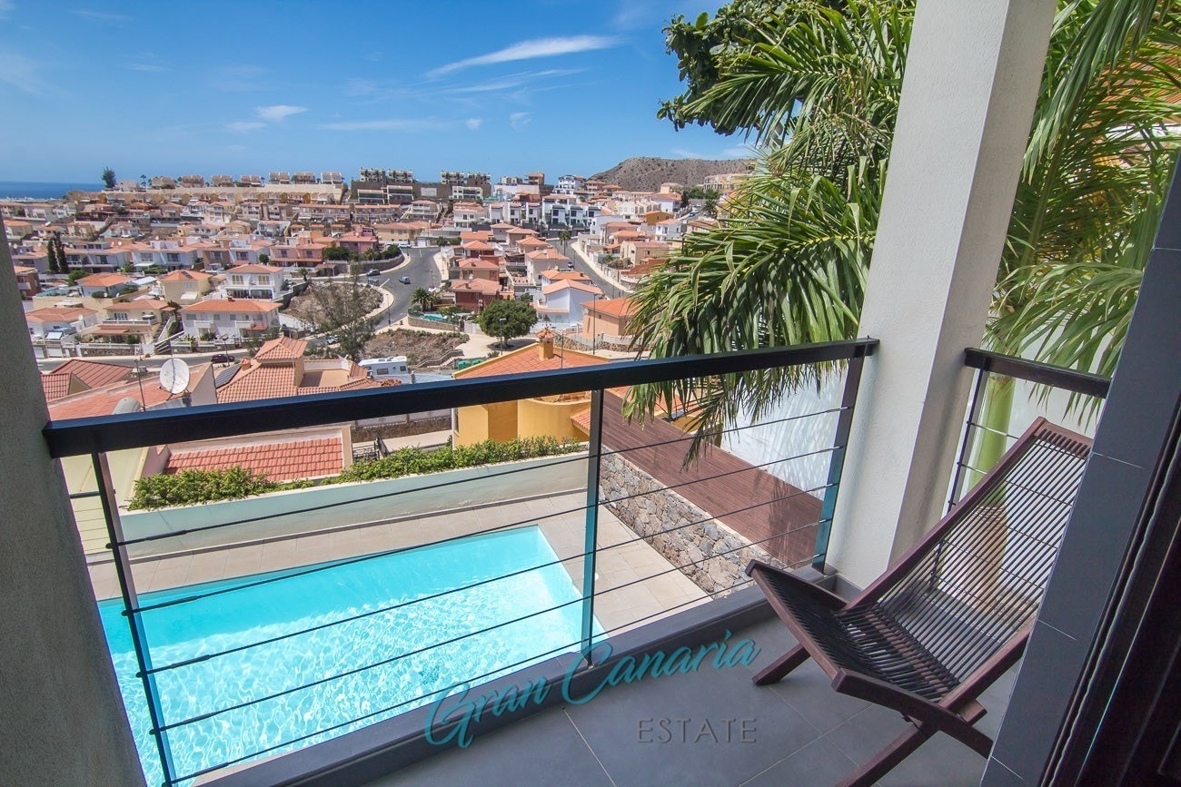 Balkongen utenfor soverom 3 Galleribilde