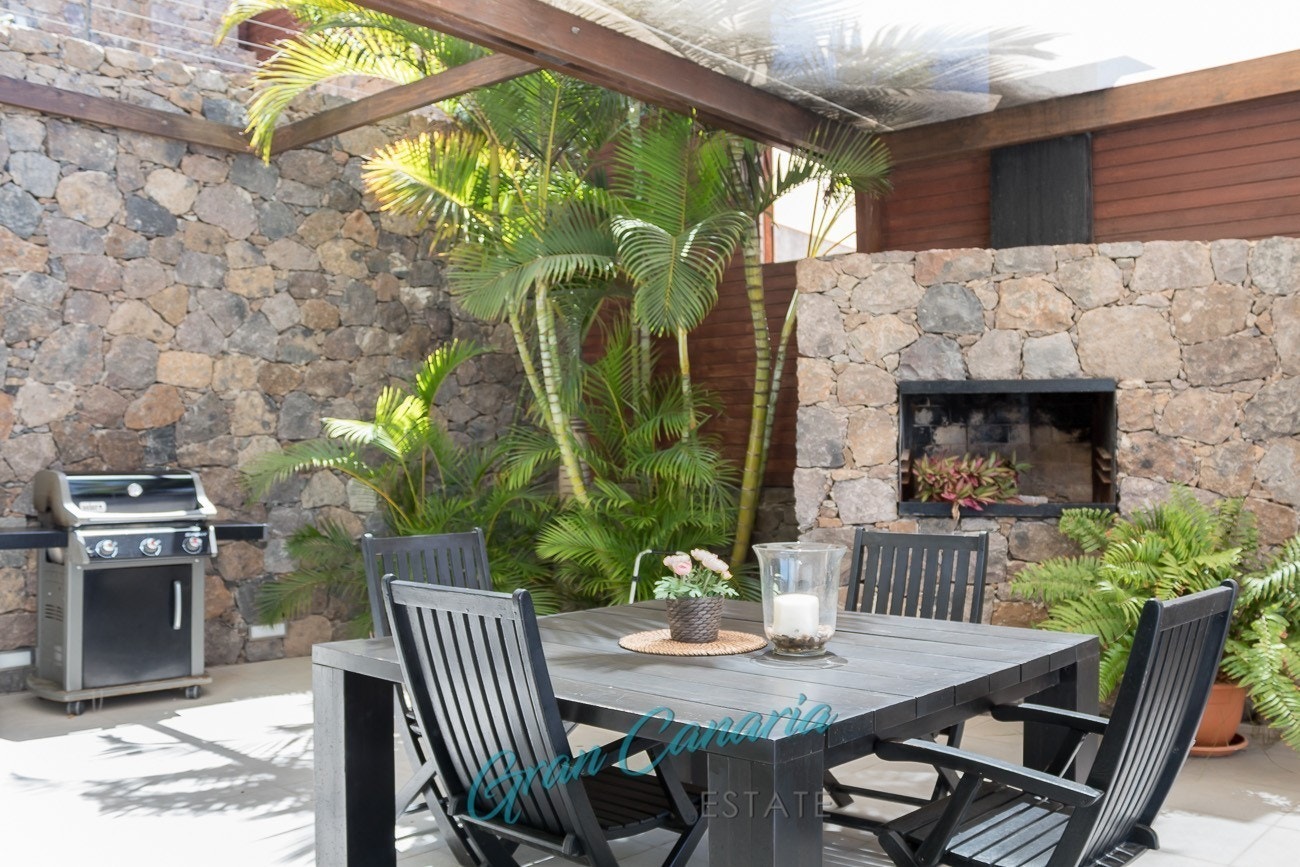 Utepeis for hygge også en sval vinterkveld. Galleribilde