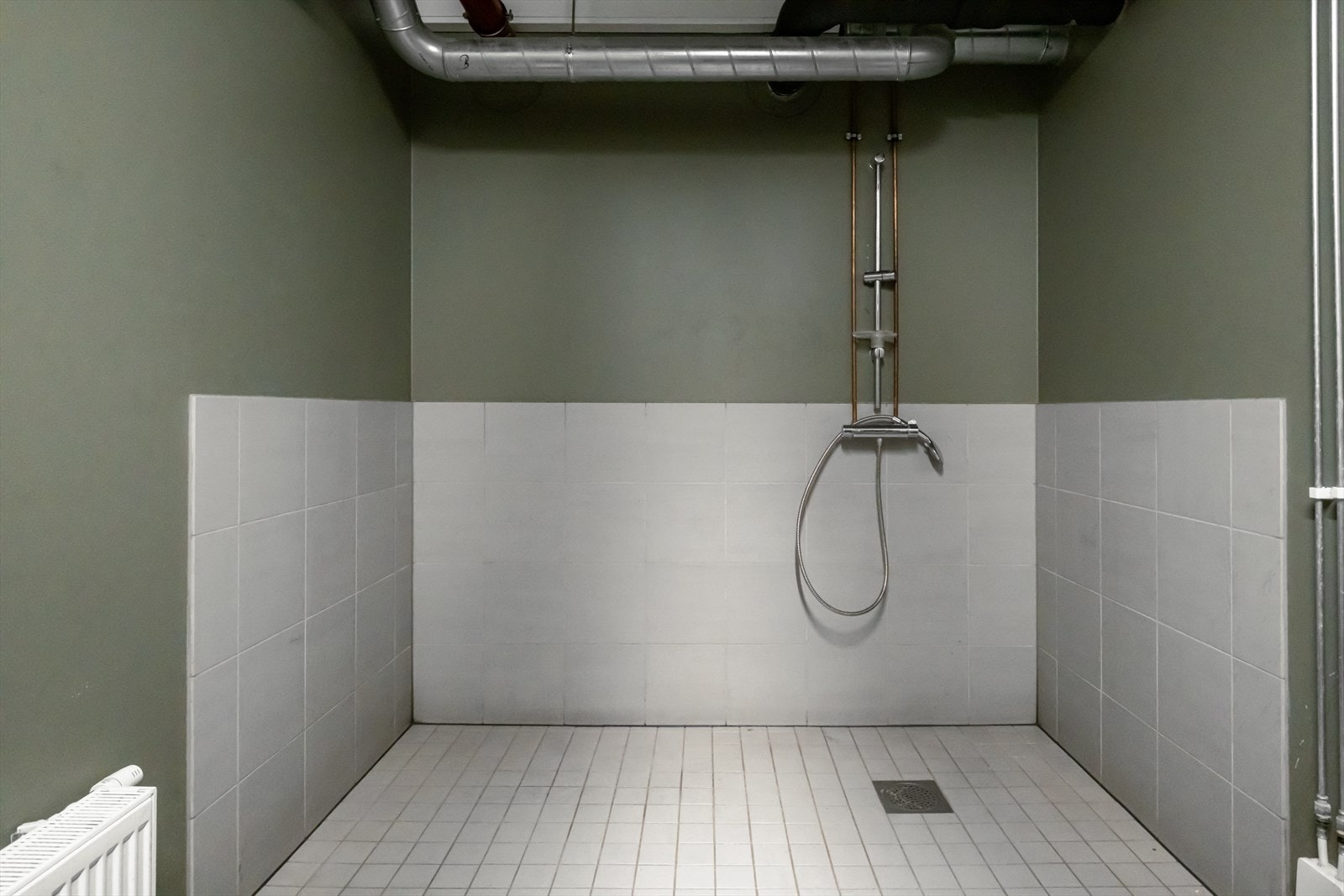 Mulighet for vask av sykkel eller hund etter en gjørmete tur i Østmarka. Galleribilde