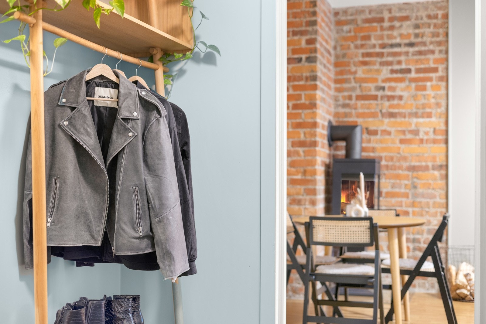 Entré, detalj. Galleribilde