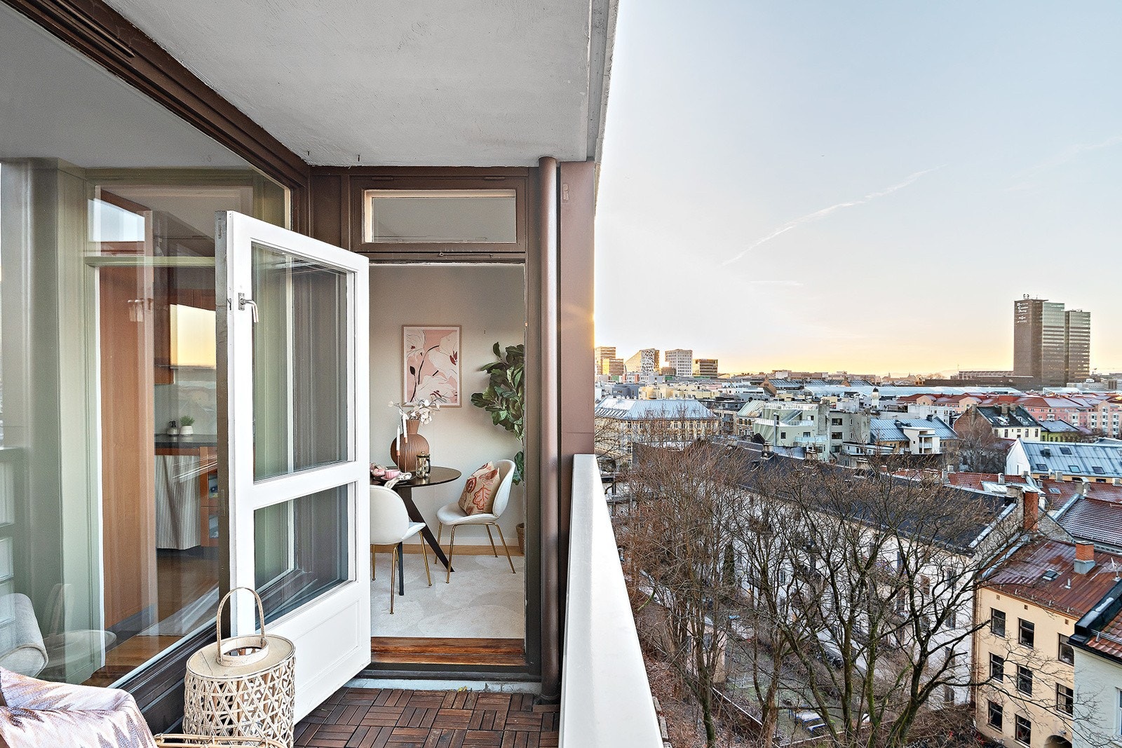 Balkong ca 4 kvm med flott utsikt Galleribilde