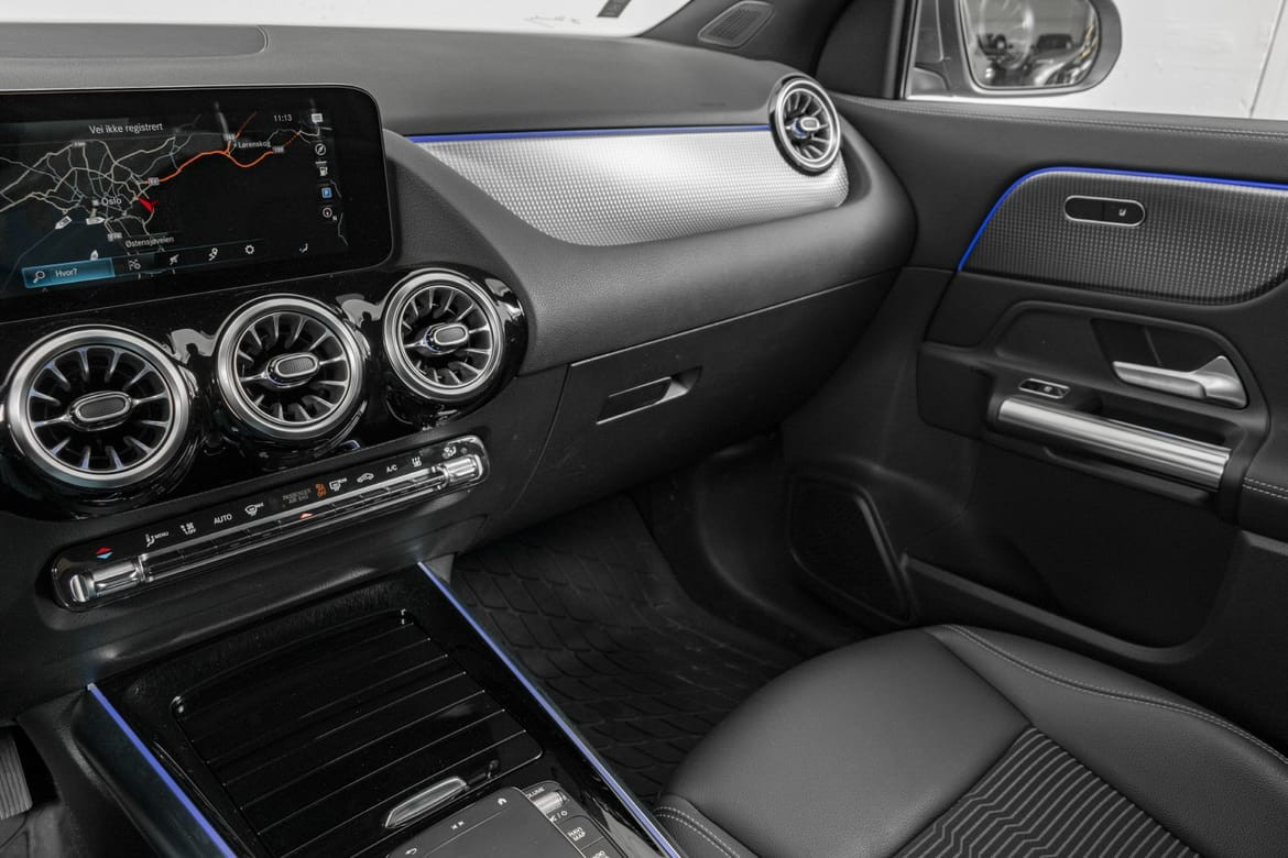 Hovedbilde av Mercedes-Benz EQA