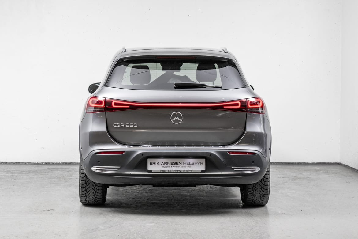 Hovedbilde av Mercedes-Benz EQA