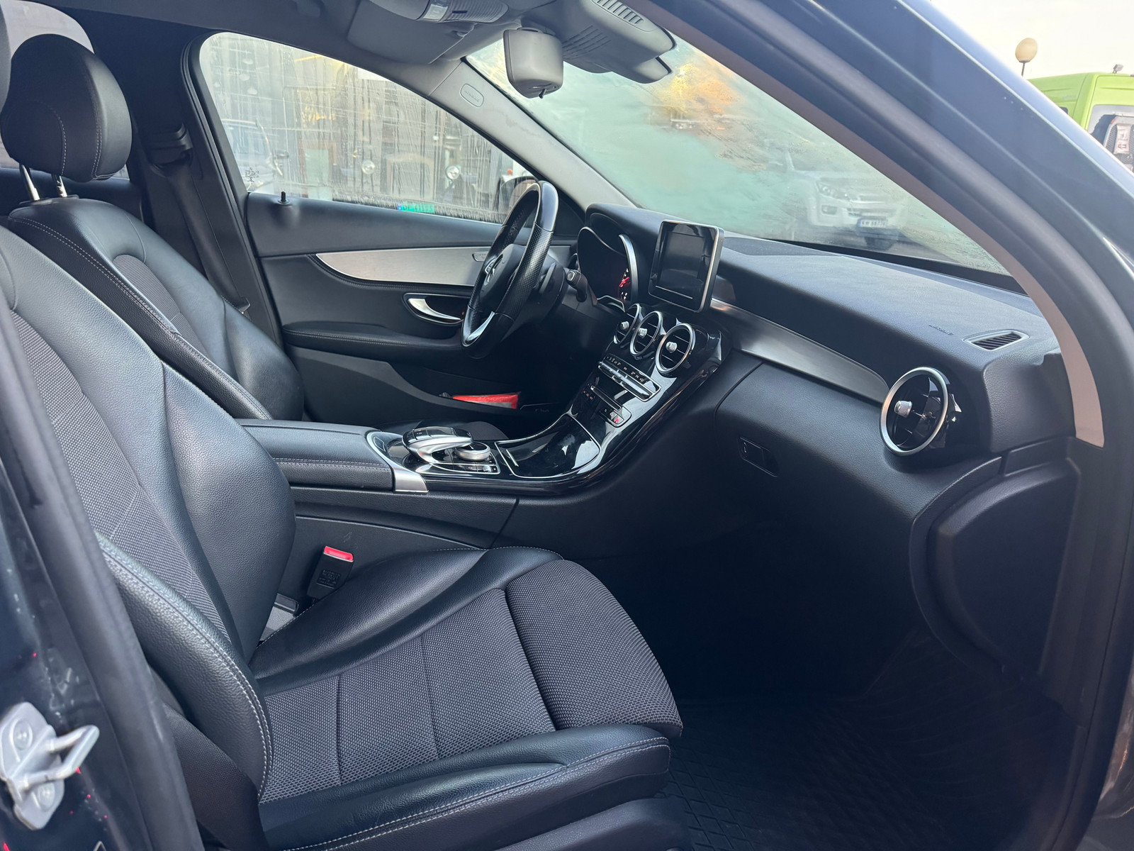 Hovedbilde av Mercedes-Benz C-Klasse