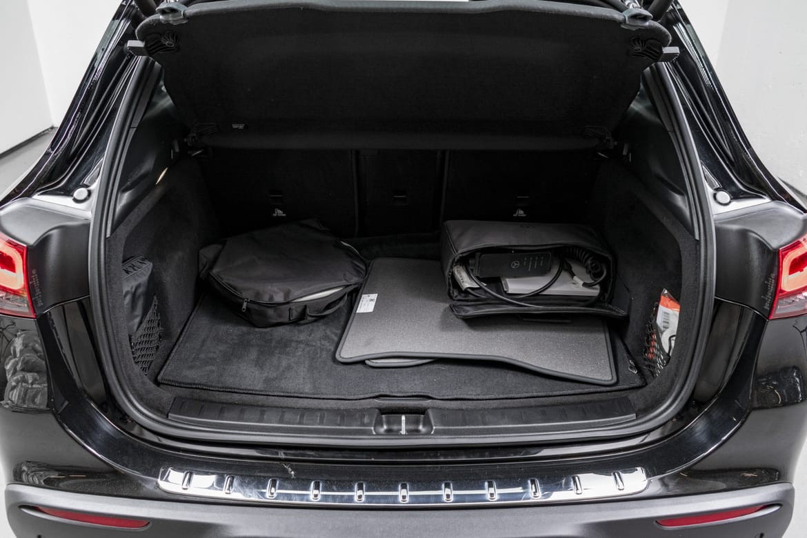 Hovedbilde av Mercedes-Benz EQA