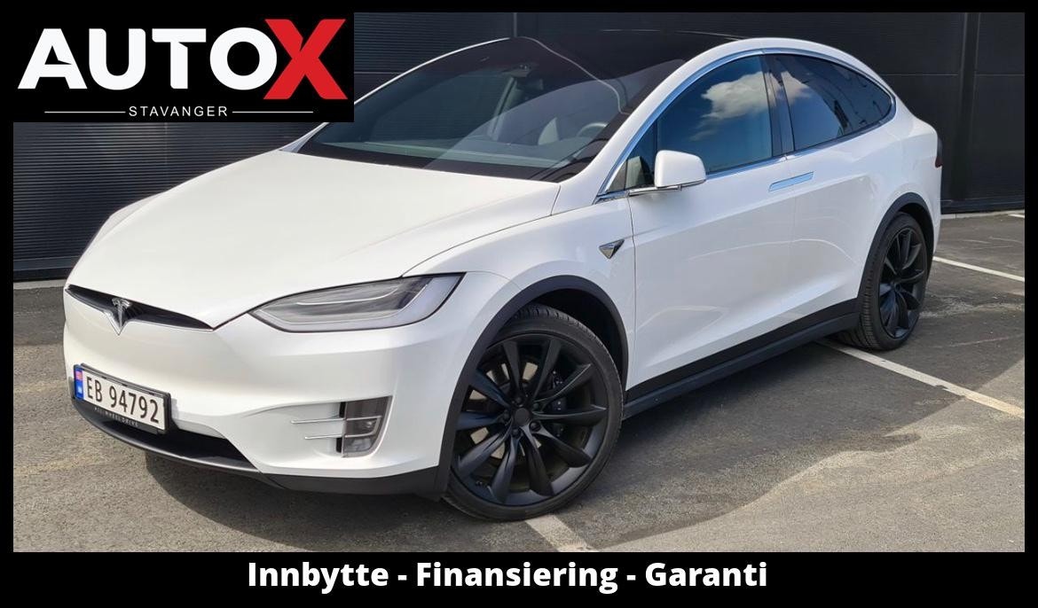Tesla Model X 2