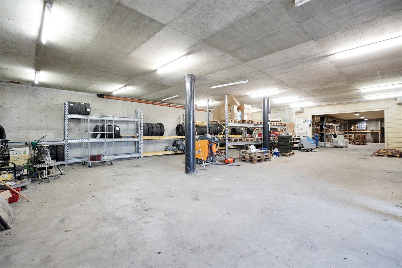 Lager U.etg. Galleribilde