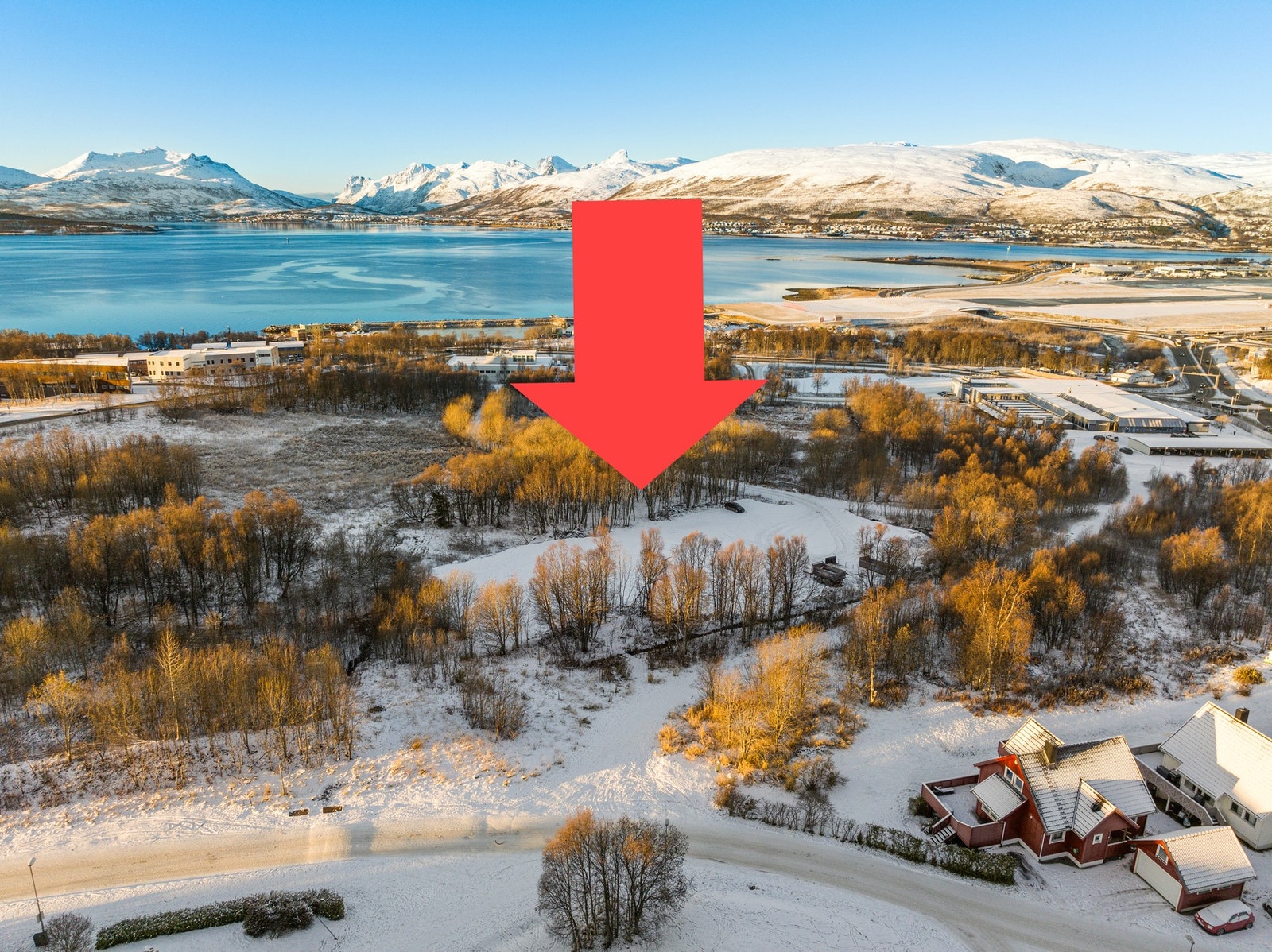 Tomtens plassering på Søndre Langnes. Galleribilde