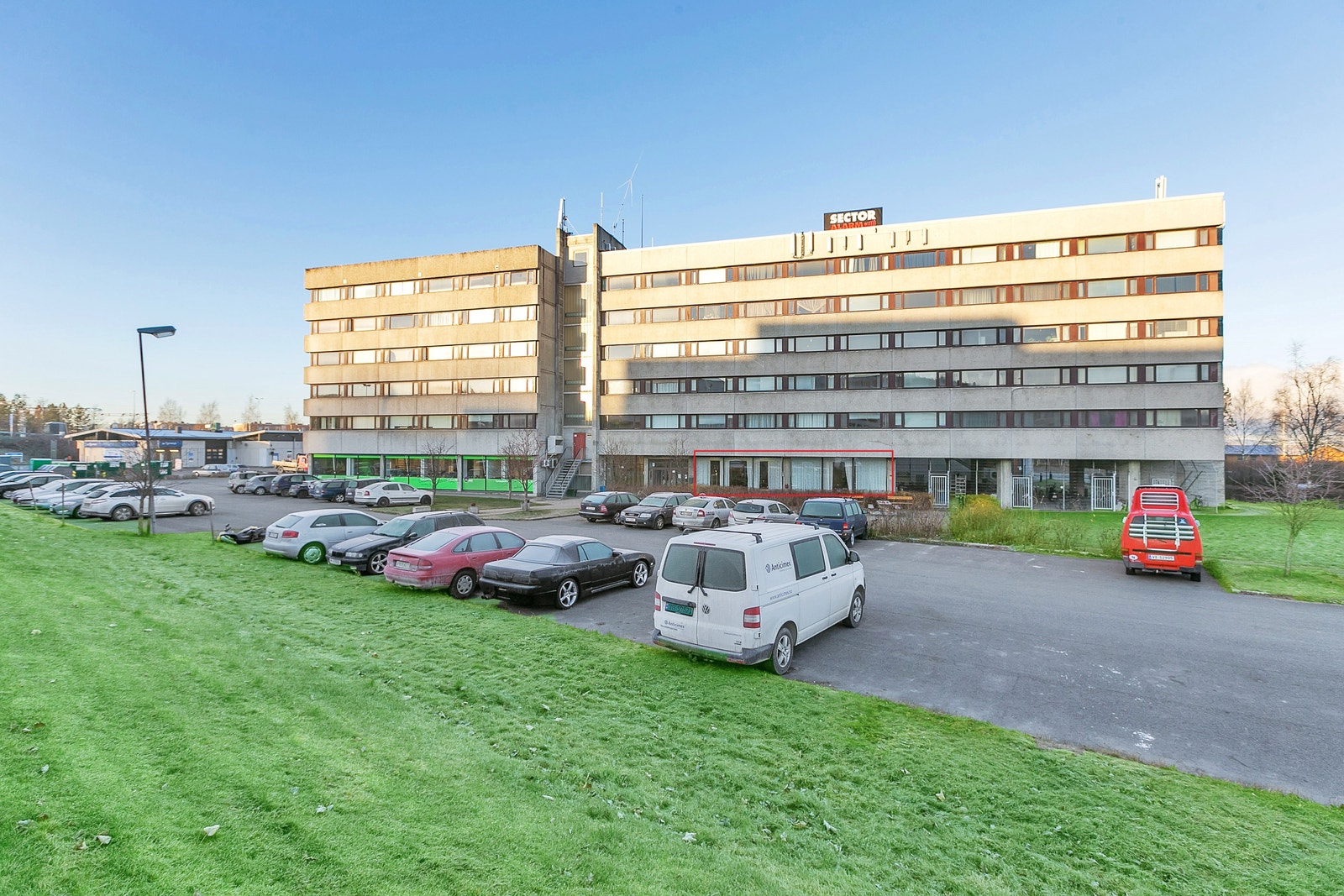 Næringsareal på bakkeplan Galleribilde
