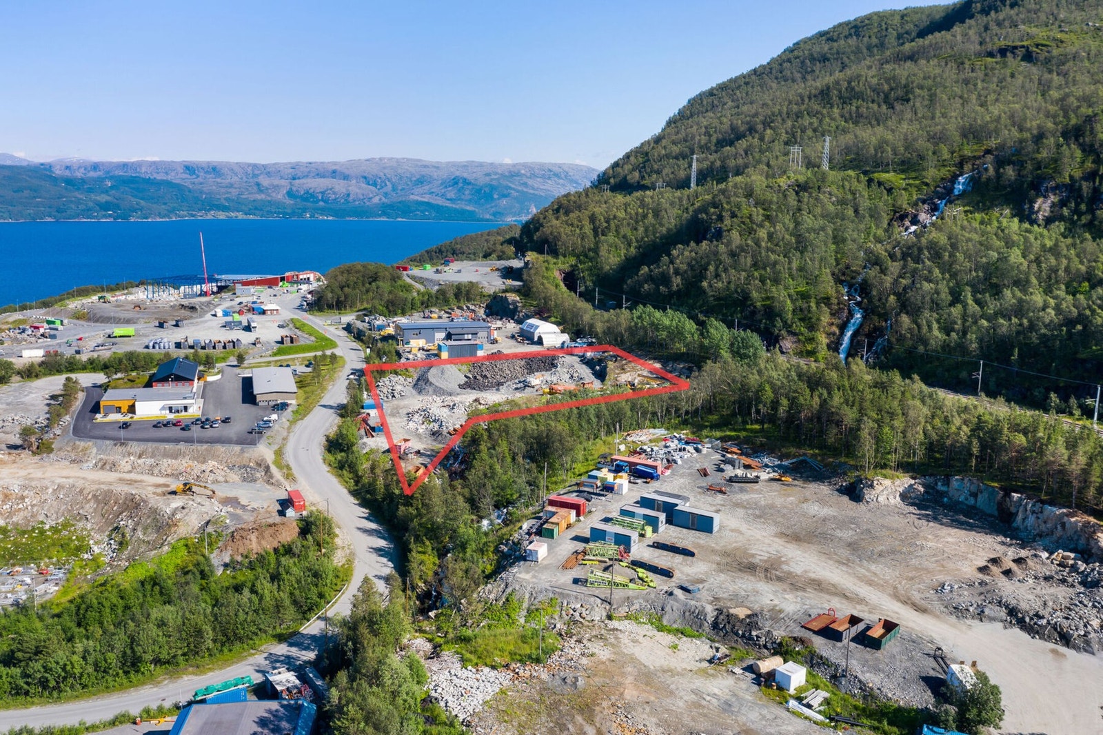 Djupvikveien 18: Omtrentlige grenser Galleribilde