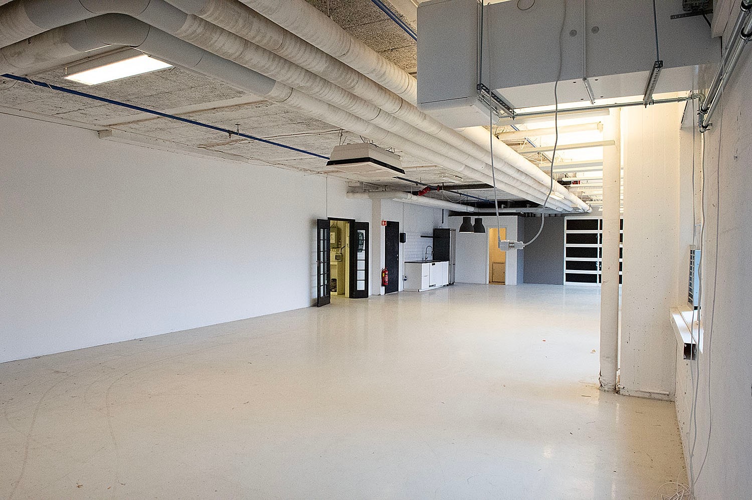 Lager areal - ekstra takhøyde Galleribilde