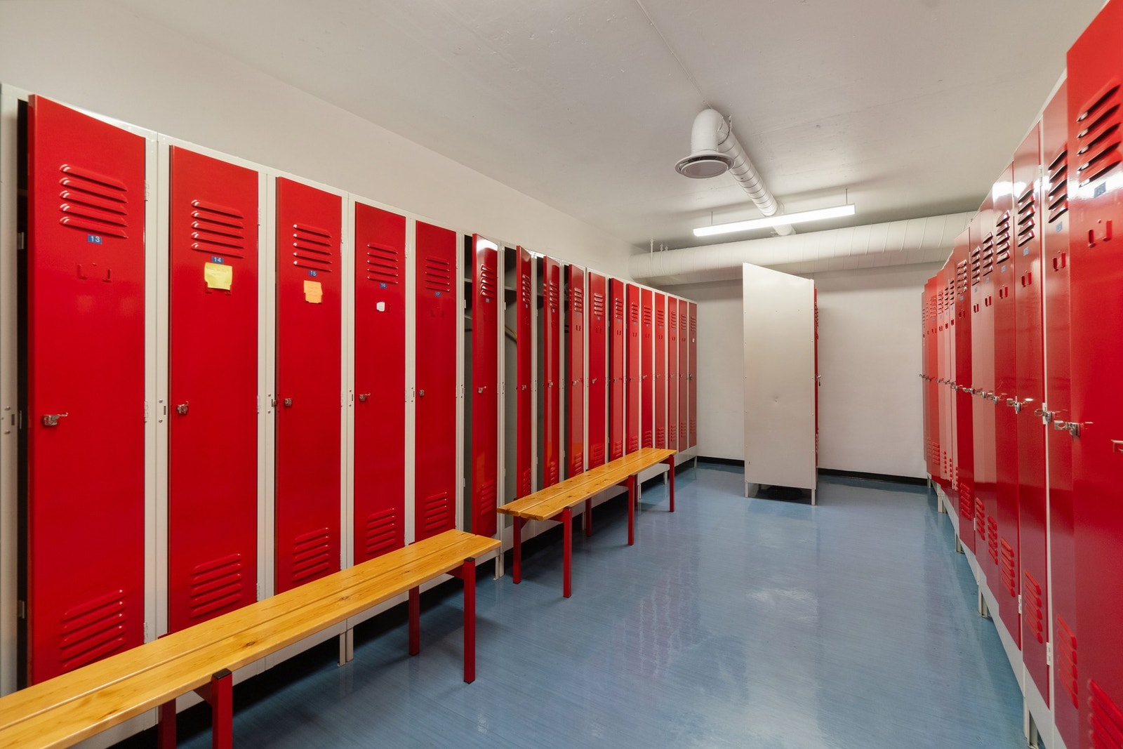 Garderobe Galleribilde