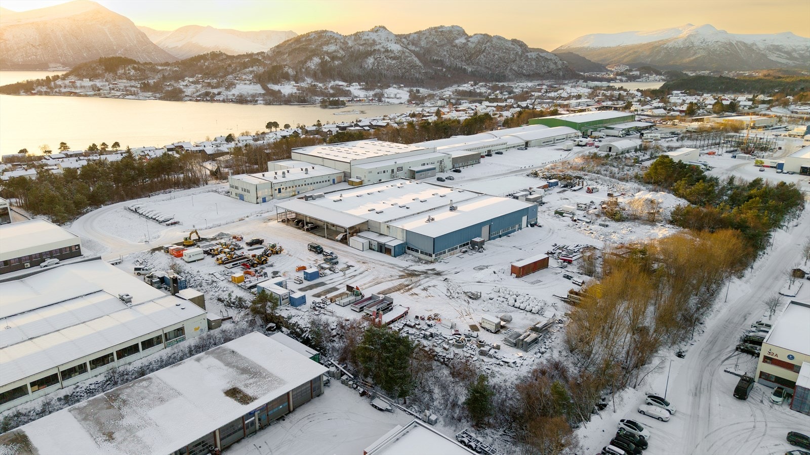 Dronefoto mot sørvest Galleribilde
