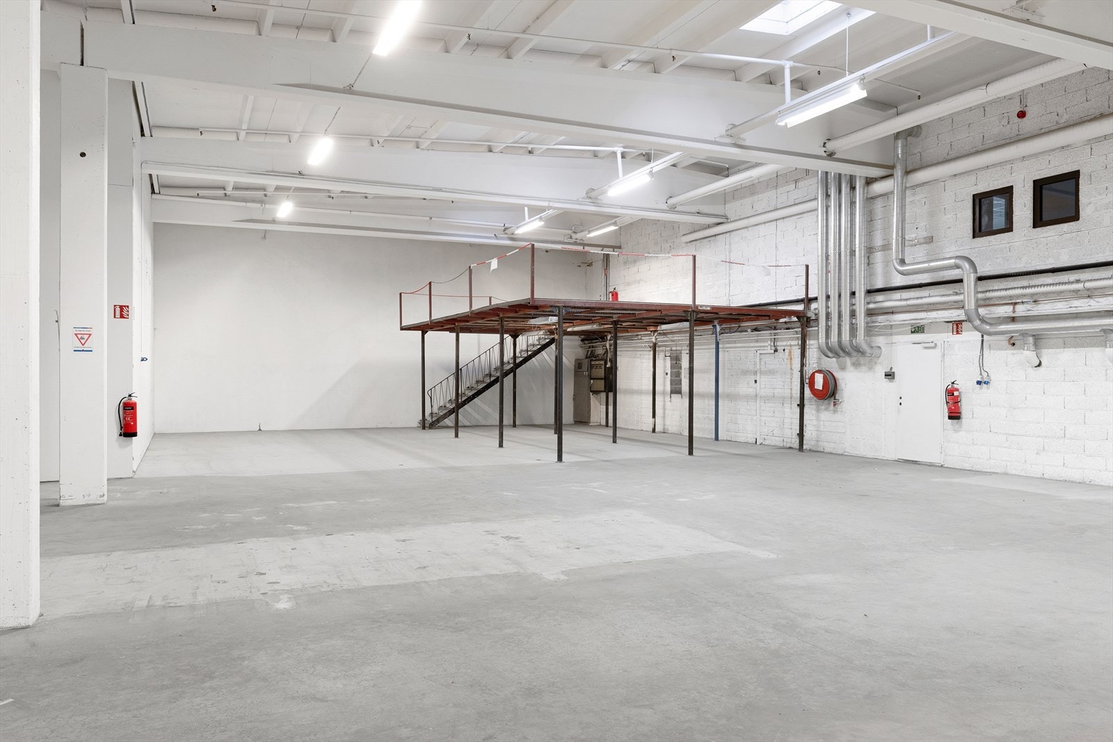 Messaninlager Galleribilde
