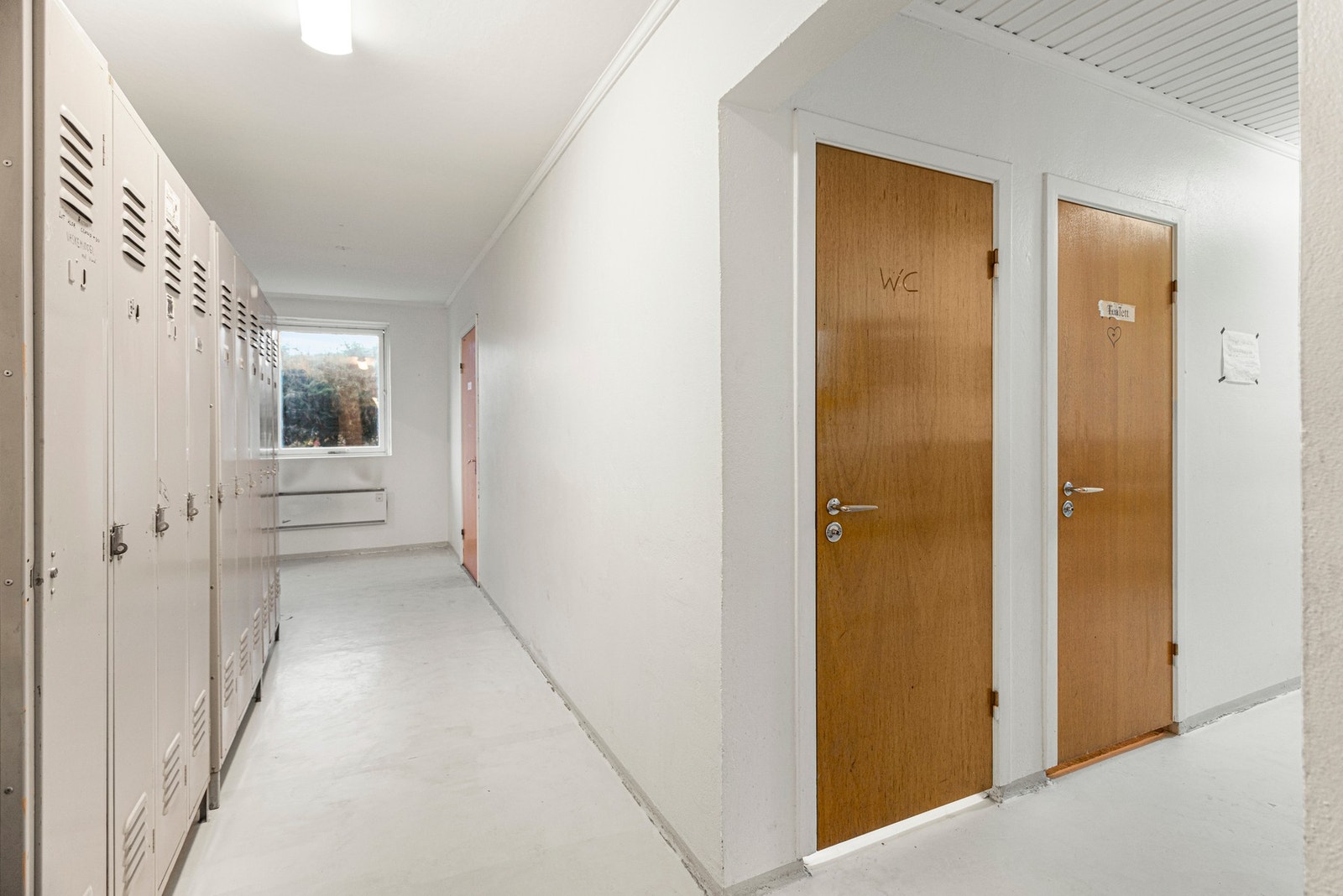 Hovedbygg: Kontordel Galleribilde