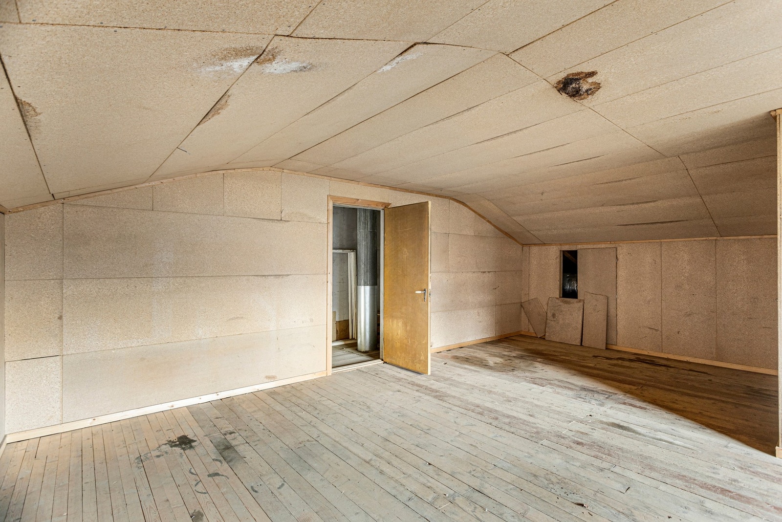 Hovedbygg: Loft Galleribilde