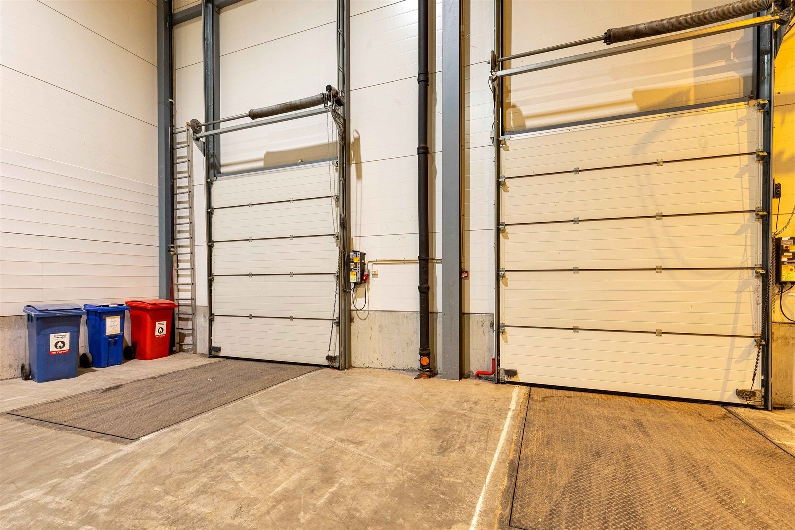 2 stk kjøreramper Galleribilde