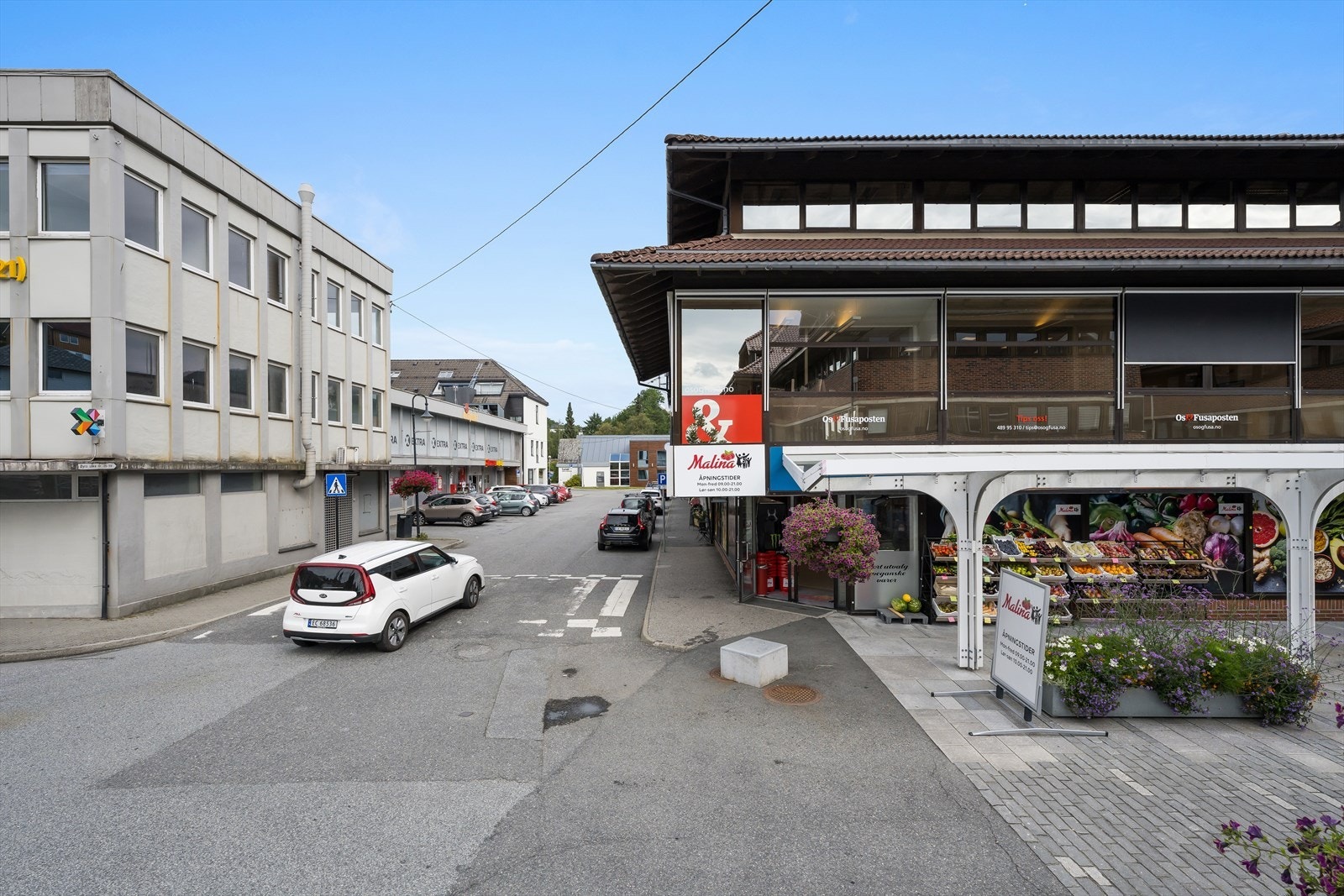 Fasade, lokalene ligger i øverste etasje Galleribilde