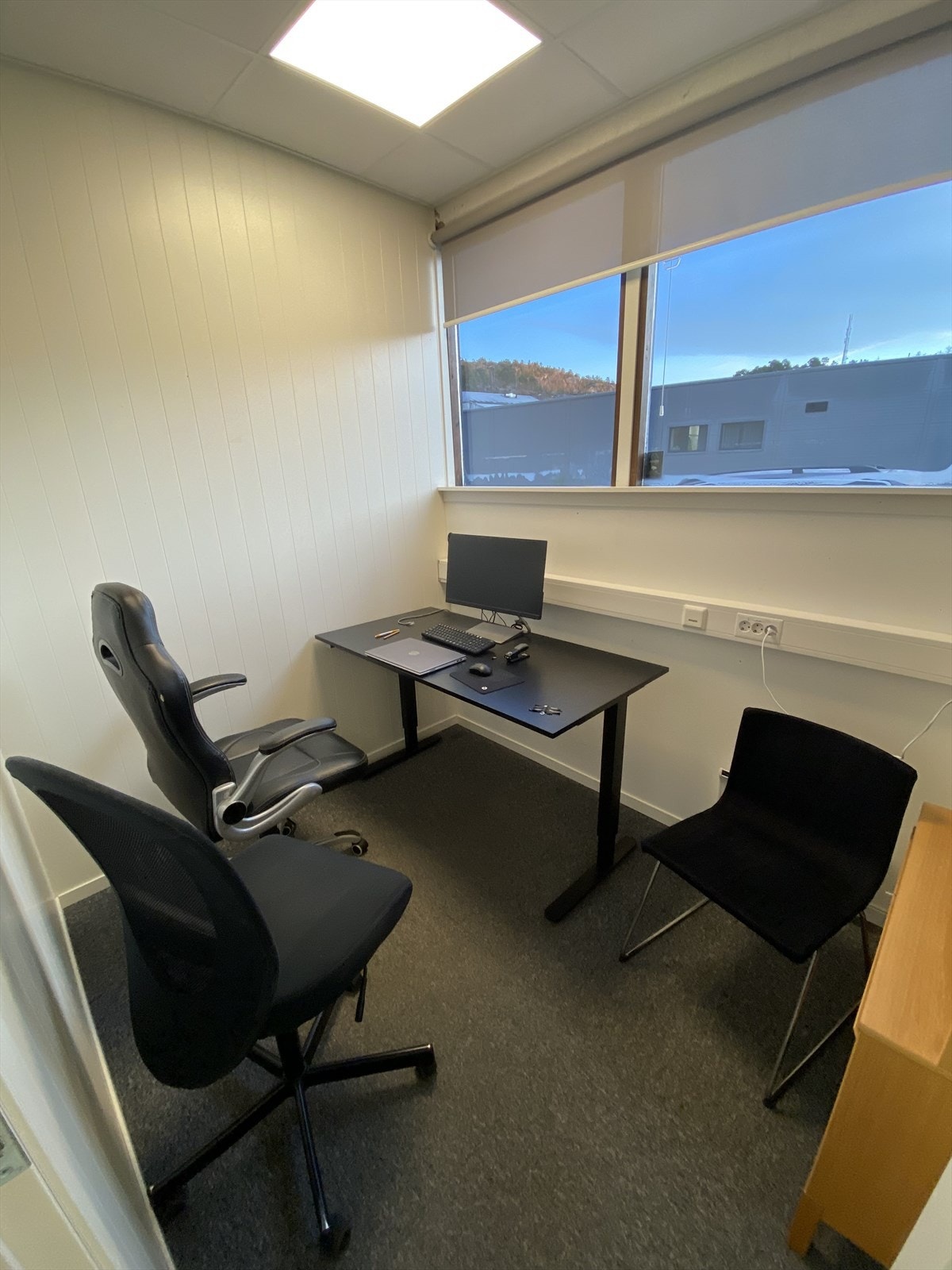 Kontordel. Galleribilde