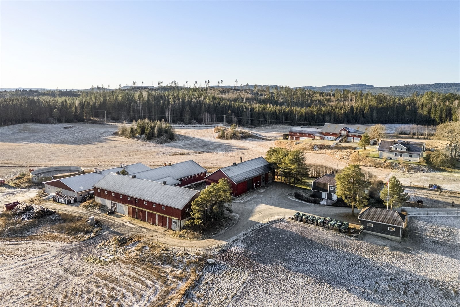 Eiendommen er solrik og usjenert Galleribilde