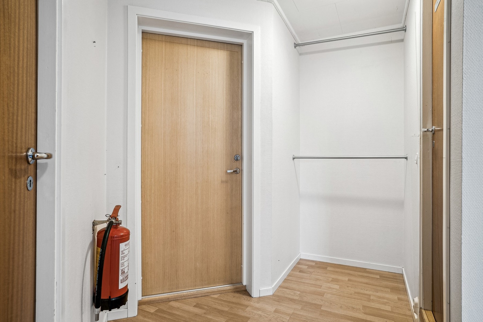 Entré og leilighet 3 etasje - vestvendt Galleribilde